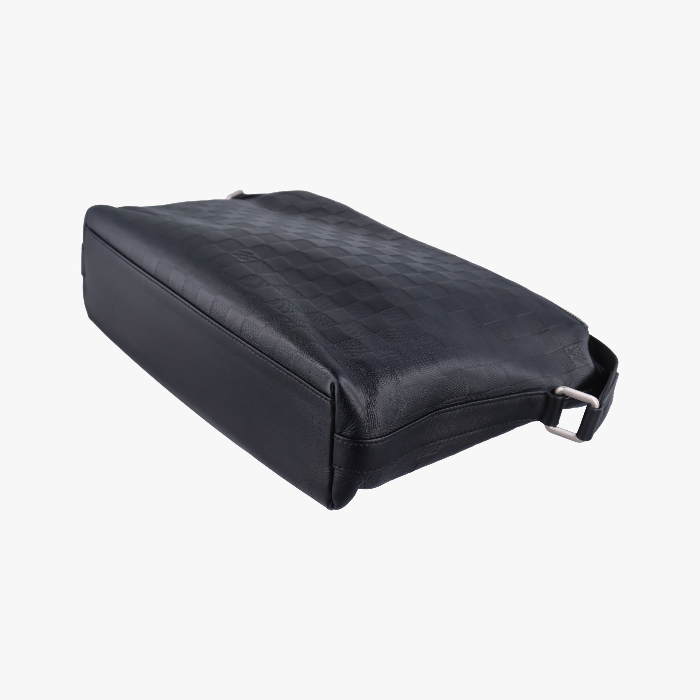 Discovery Messenger PM Onyx Damier Infini Leather N42415 CA0119ディスカバリー メッセンジャーPM オニキス ダミエ アンフィニレザー N42415 CA0119