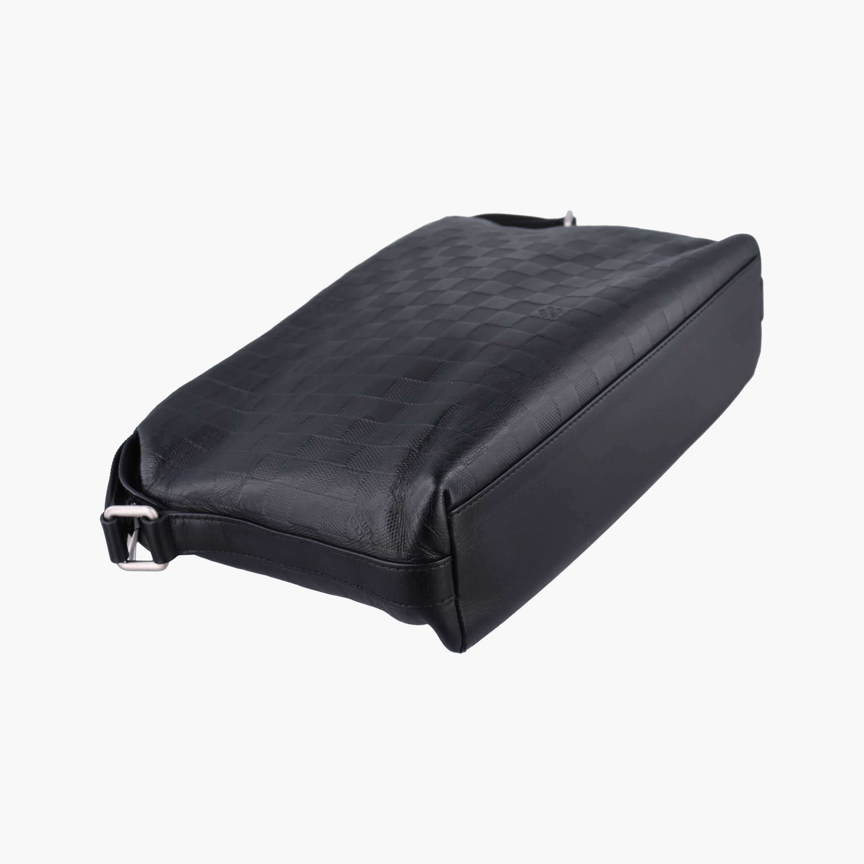 Discovery Messenger PM Onyx Damier Infini Leather N42415 CA0119ディスカバリー メッセンジャーPM オニキス ダミエ アンフィニレザー N42415 CA0119