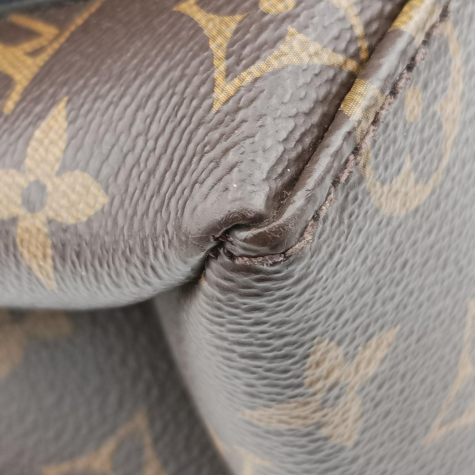 MARIGNAN brown×black Monogram Canvas×calf leather M44259 FL2128マリニャン モノグラム/ブラウン系×ブラック モノグラムキャンバス×カーフレザー M44259 FL2128