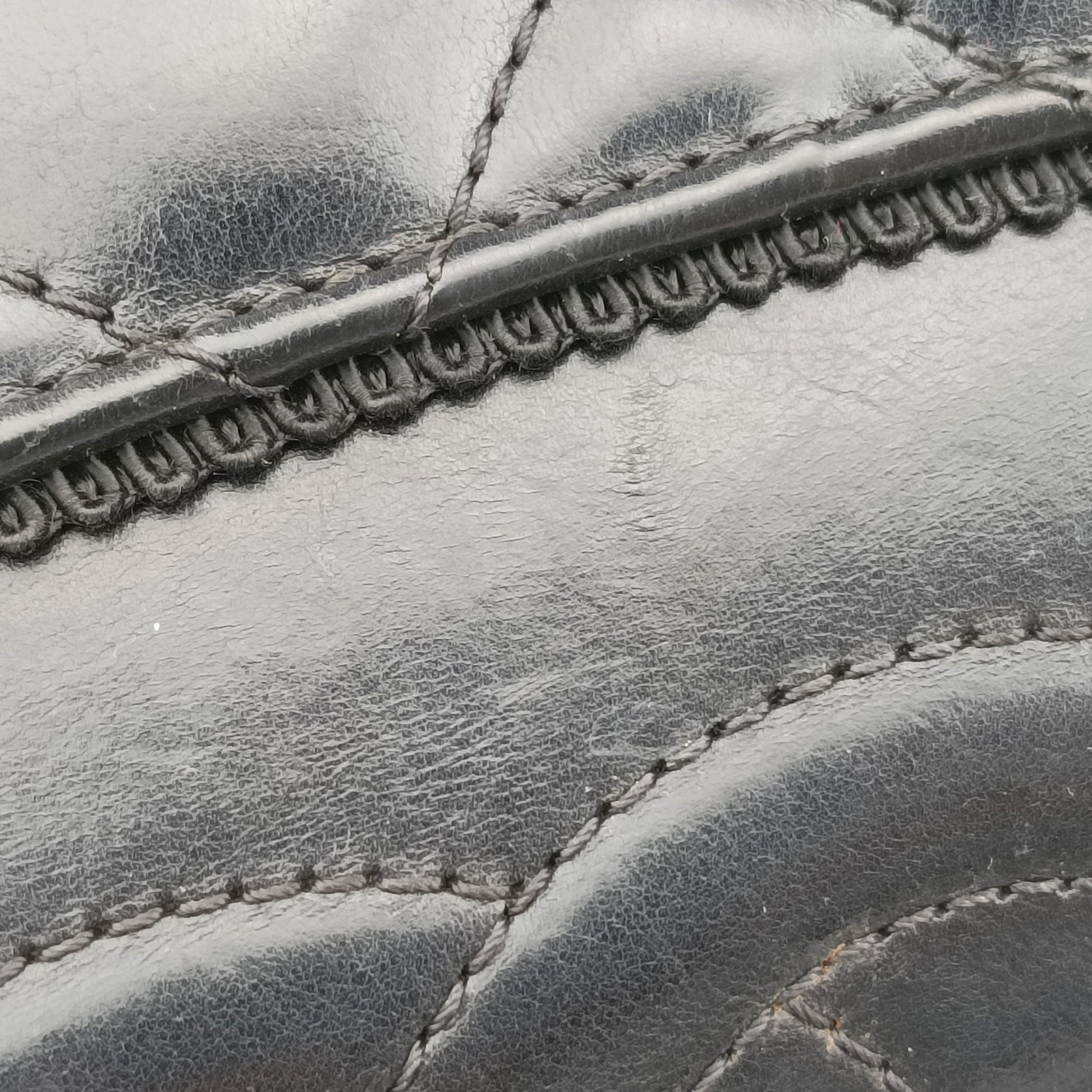 Matelasse coco mark Black Leather A93012 21425294マトラッセ ココマーク ブラック レザー A93012 21425294