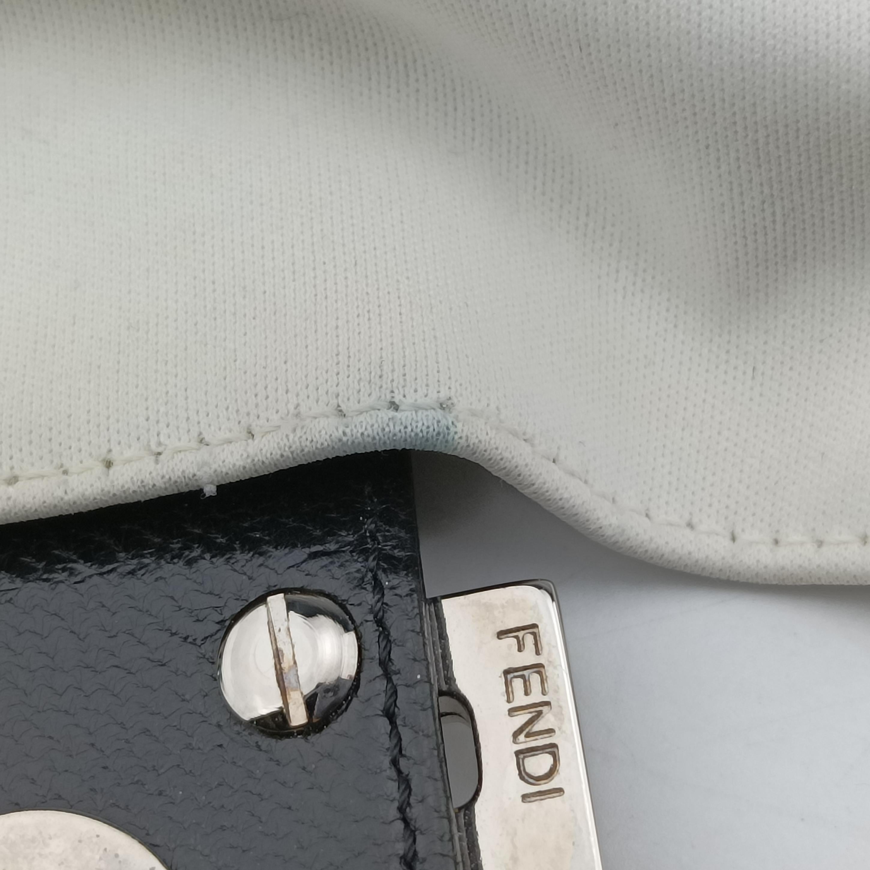 Baguette White silk 26424 Lot number unknownマンマバケット ホワイト シルク 26424 製番不明