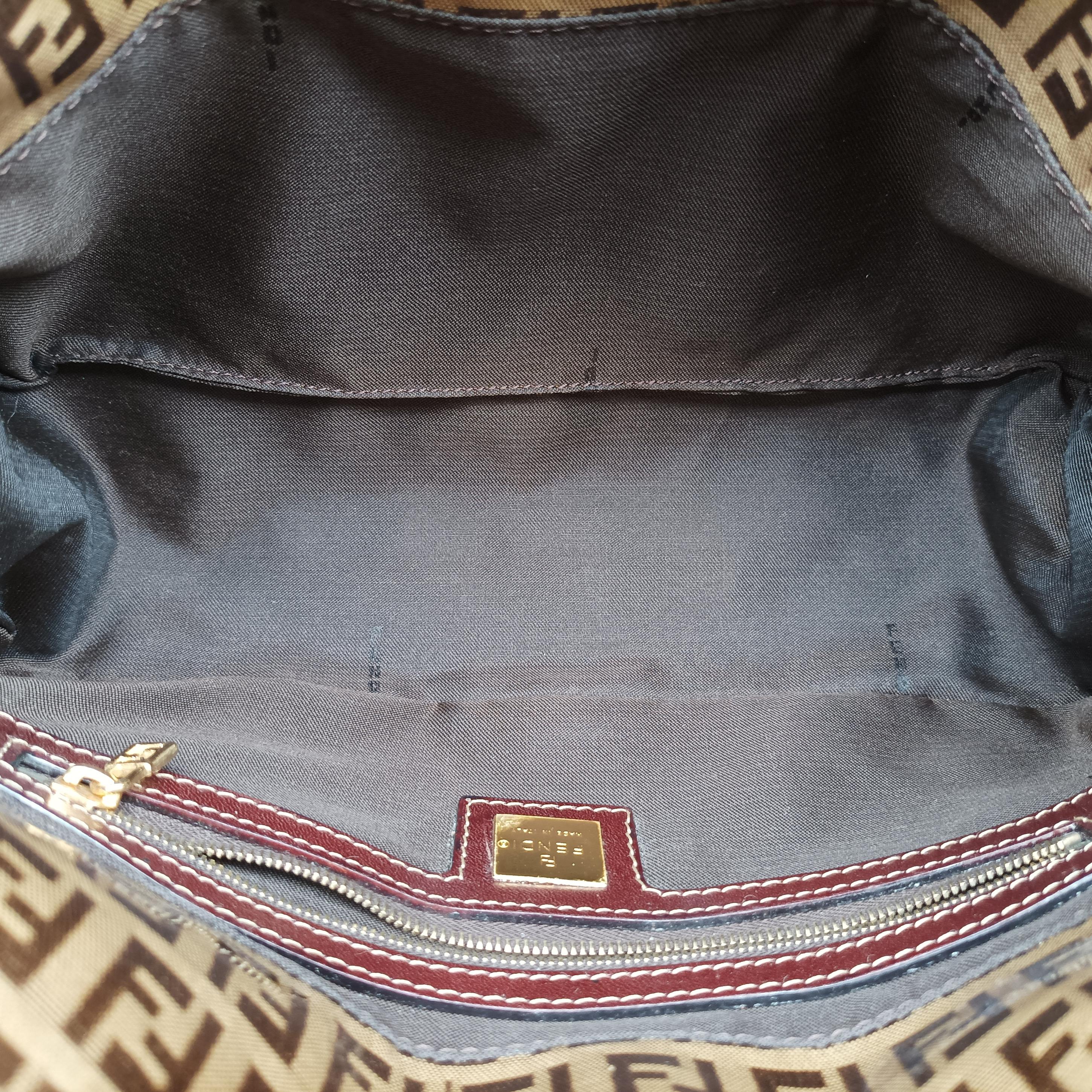 Mamma Baguette Brown Patent 26725 2119/26725/018マンマバケット ブラウン パテント 26725 2119/26725/018