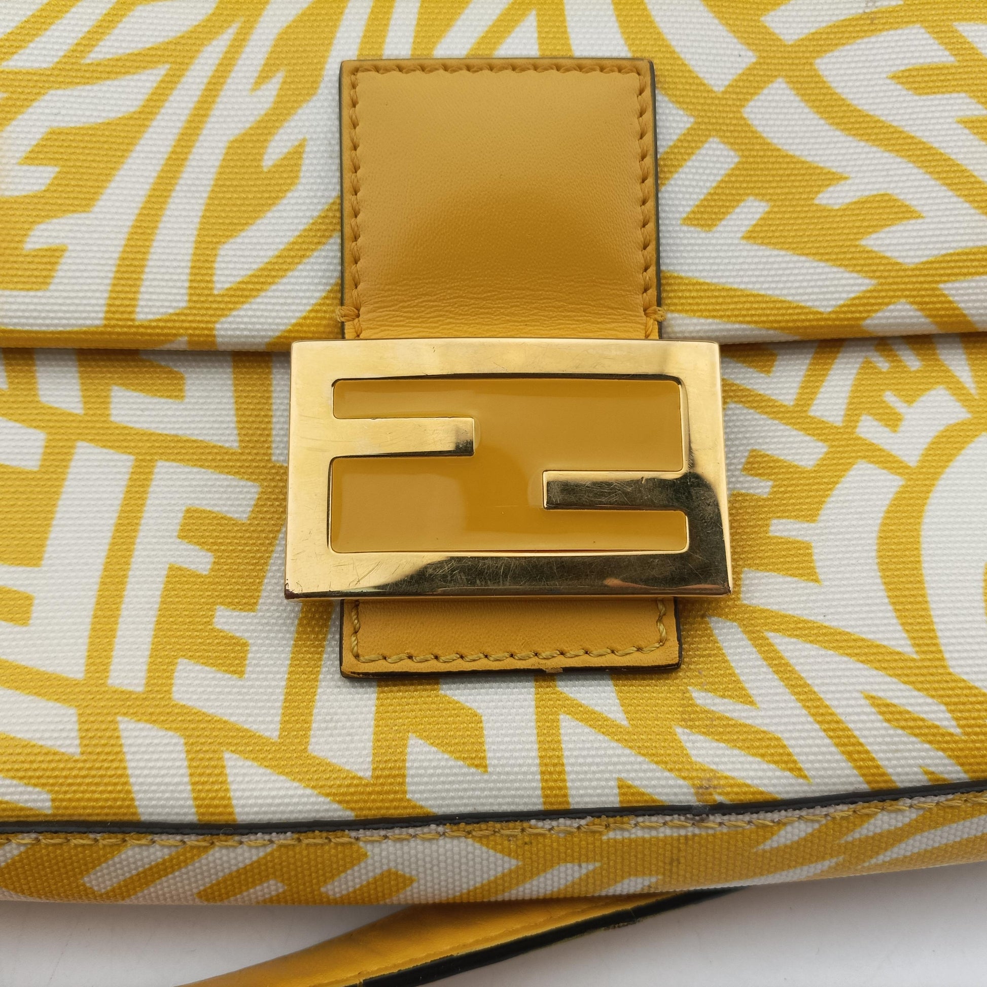 BAGUETTE Yellow×White PVC coated canvas 8BR792 8BR792-AFL1-218-0189バケット イエロー×ホワイト PVCコーティングキャンバス 8BR792 8BR792-AFL1-218-0189