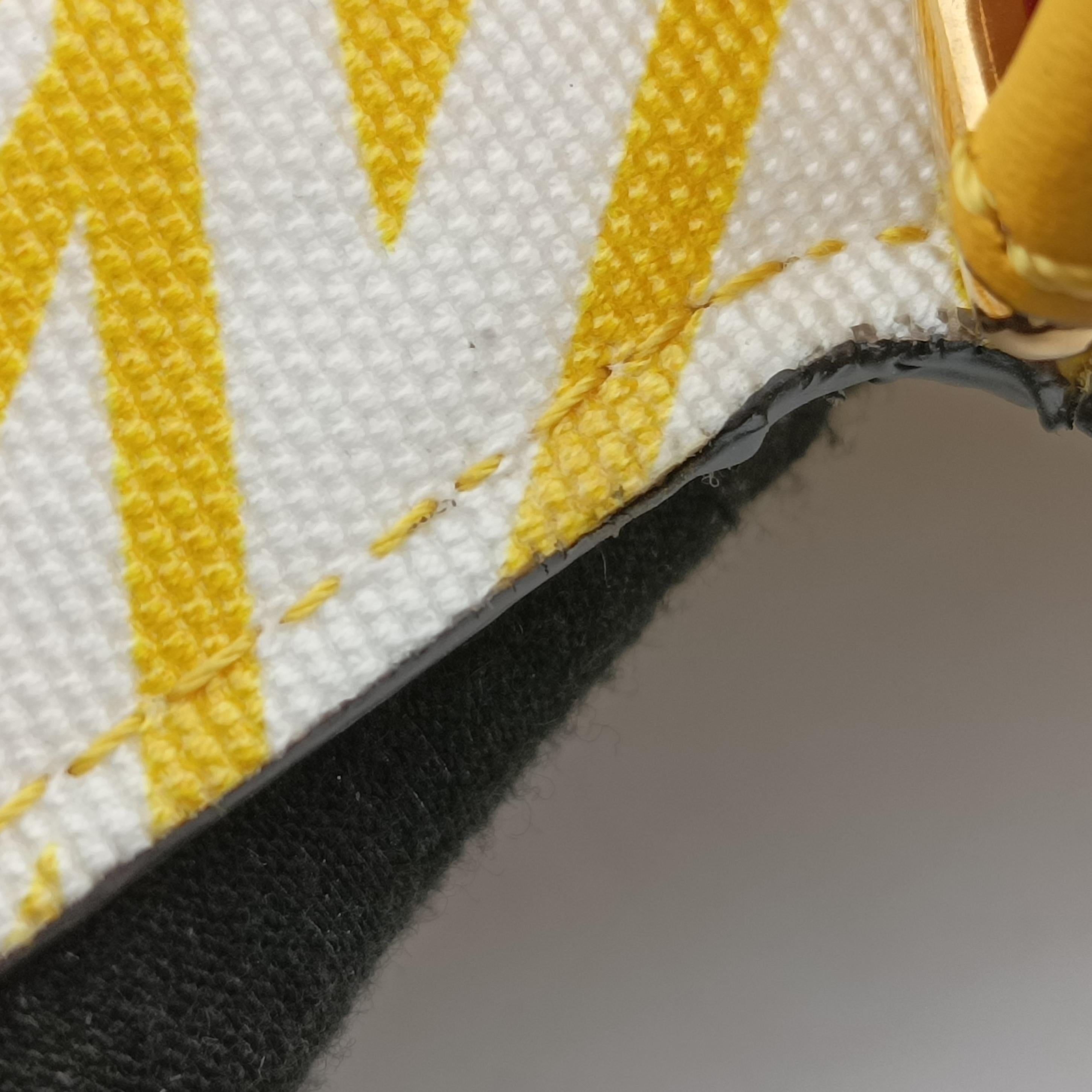 BAGUETTE Yellow×White PVC coated canvas 8BR792 8BR792-AFL1-218-0189バケット イエロー×ホワイト PVCコーティングキャンバス 8BR792 8BR792-AFL1-218-0189