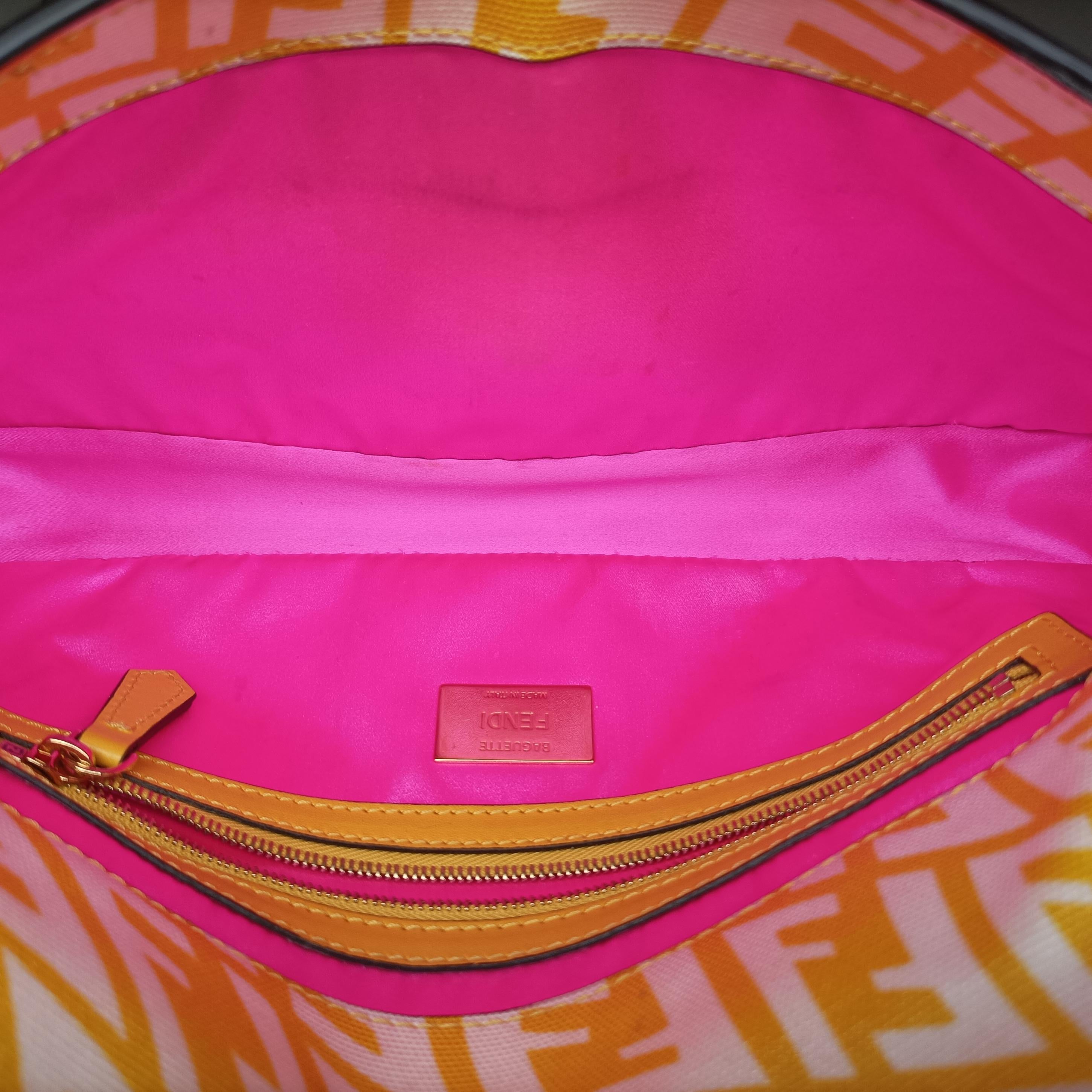 BAGUETTE Yellow×White PVC coated canvas 8BR792 8BR792-AFL1-218-0189バケット イエロー×ホワイト PVCコーティングキャンバス 8BR792 8BR792-AFL1-218-0189