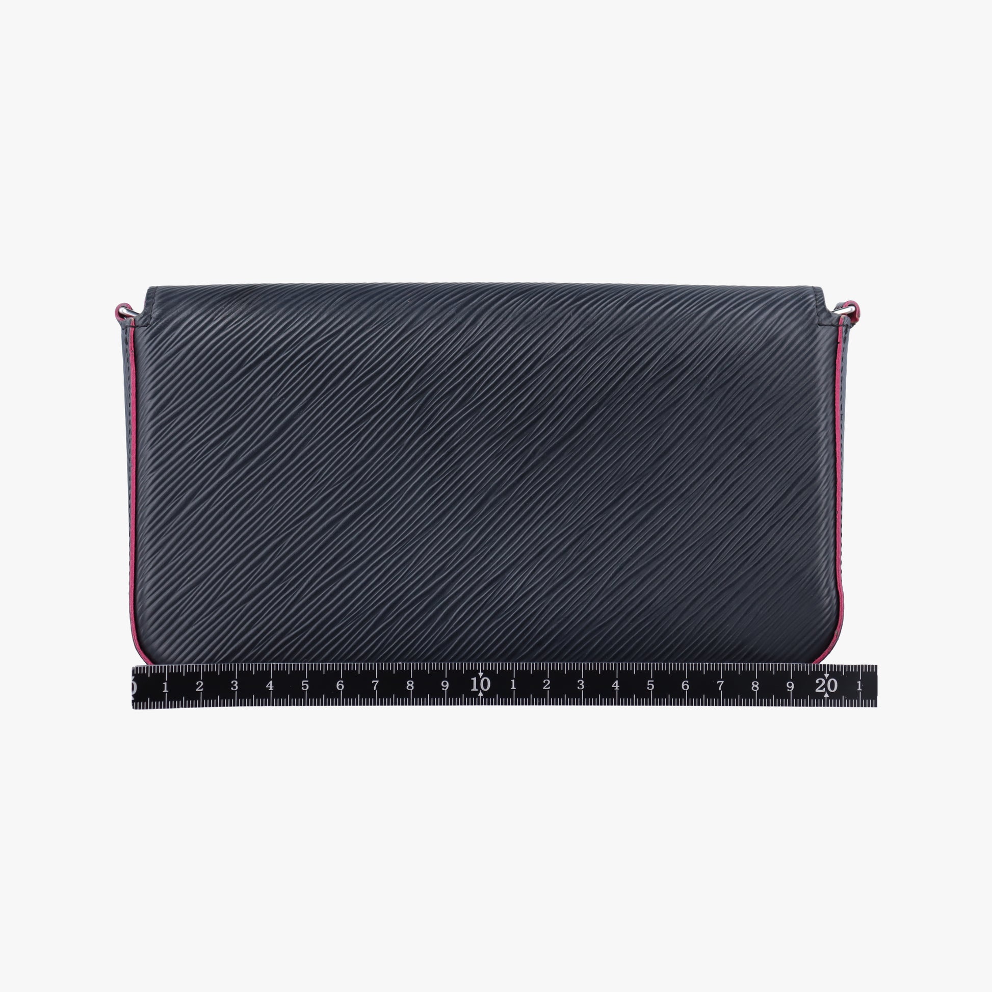 Pochette FéLICIE Noir×hot pink EPI M64579 TJ2187ポシェット フェリシー ノワール×ホットピンク エピ M64579 TJ2187