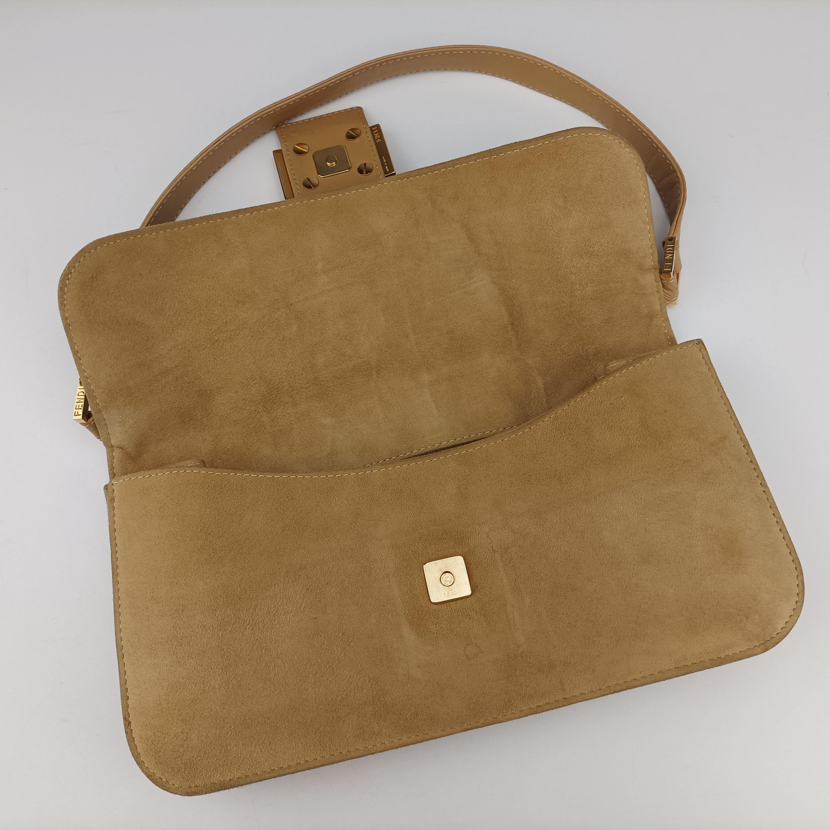 Baguette beige suede 001632 001632.001マンマバケット ベージュ スエード 001632 001632.001