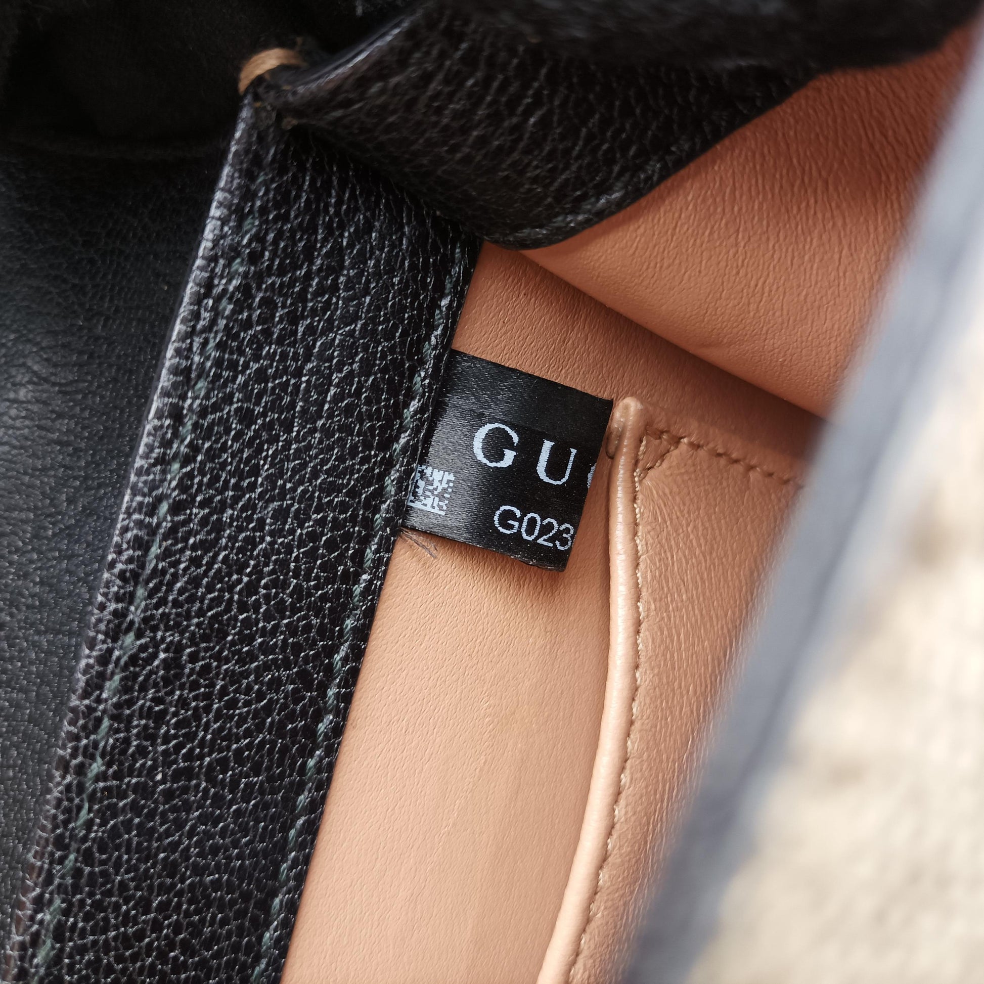 Mini Fox Brooch Bamboo Beige×Multicolour PVC coated canvas×Leather 466428 G023661145ミニ フォックス ブローチ バンブー ベージュ×マルチカラー PVCコーティングキャンバス×レザー 466428 G023661145