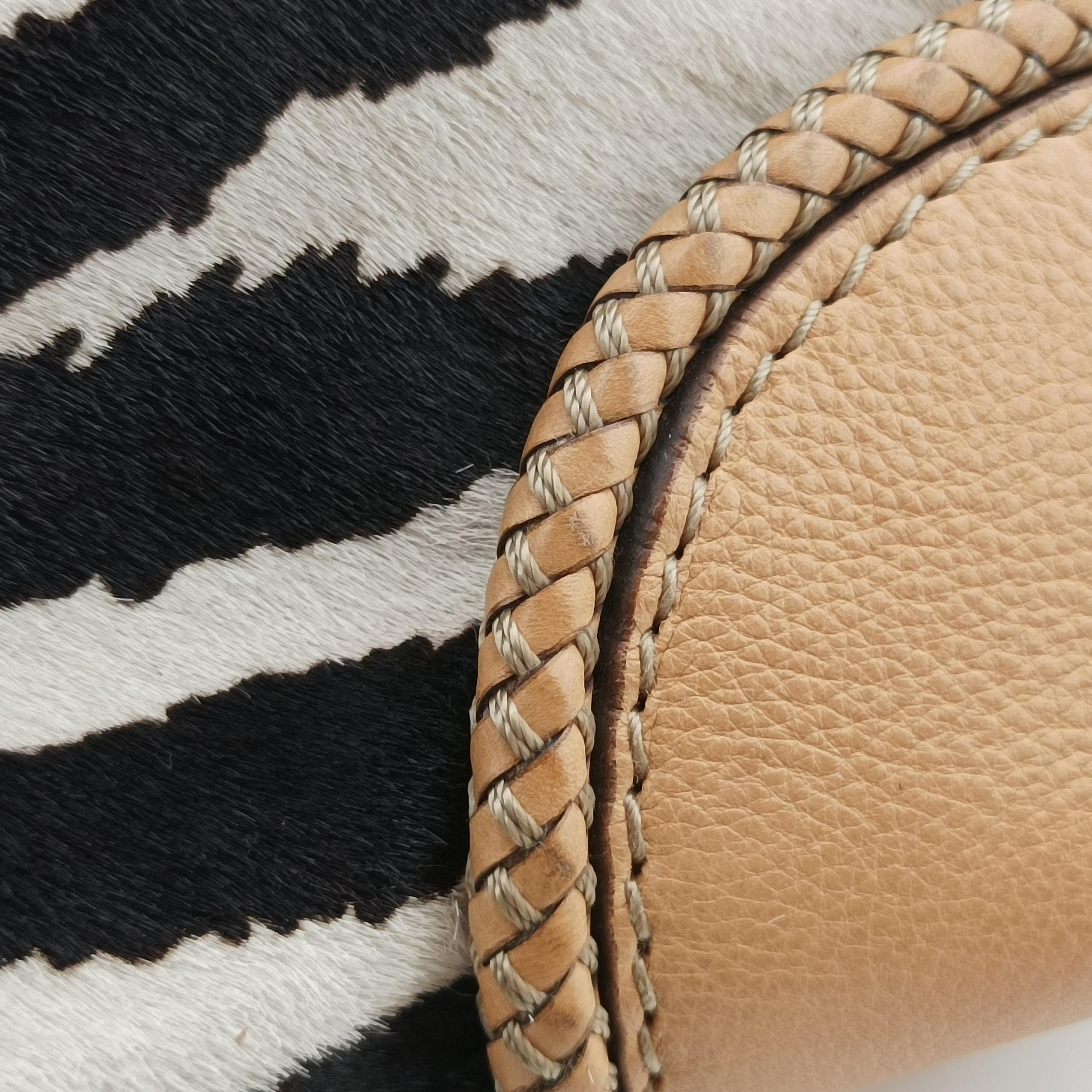 Zebra Printed Marrakech Black×White×Beige ponyhair 257023 I010325210ゼブラプリントマラケシュ ブラック×ホワイト×ベージュ ハラコ 257023 I010325210