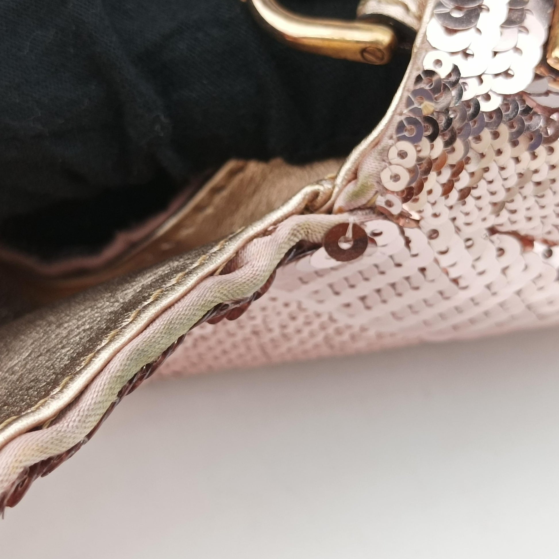 BAGUETTE Pink sequins 8BR600 8BR600-AAFU-208-10429マンマバケット ピンク スパンコール 8BR600 8BR600-AAFU-208-10429