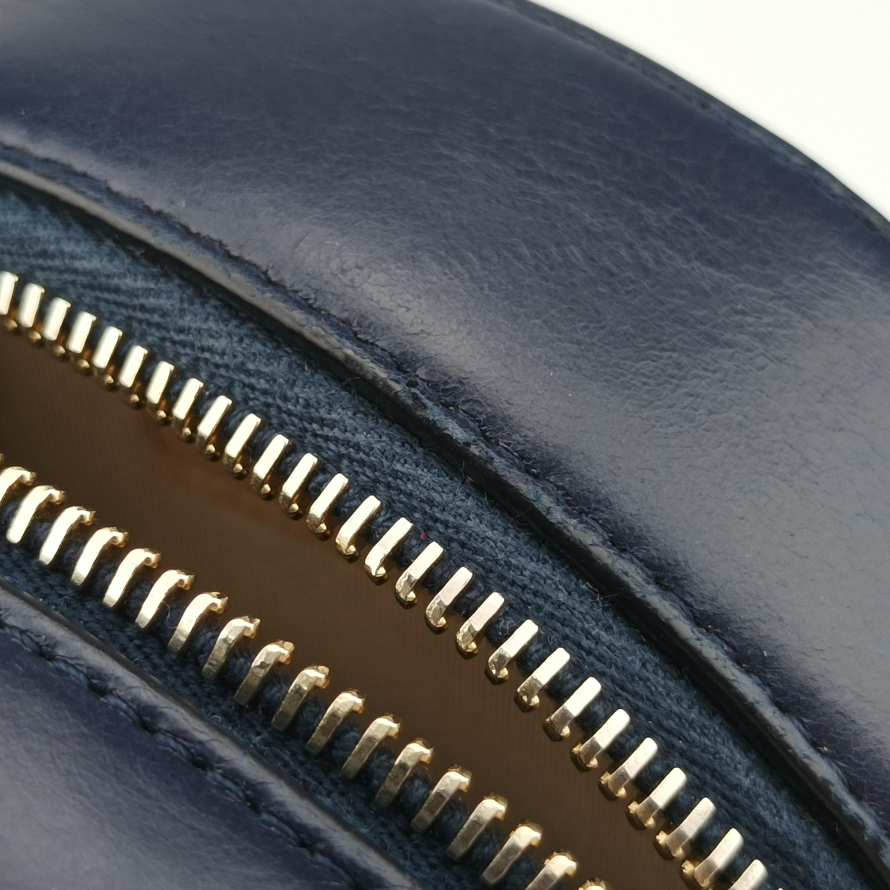 Round As Earth navy leather A91946 25097767ココマーク ラウンド ネイビー  レザー A91946 25097767