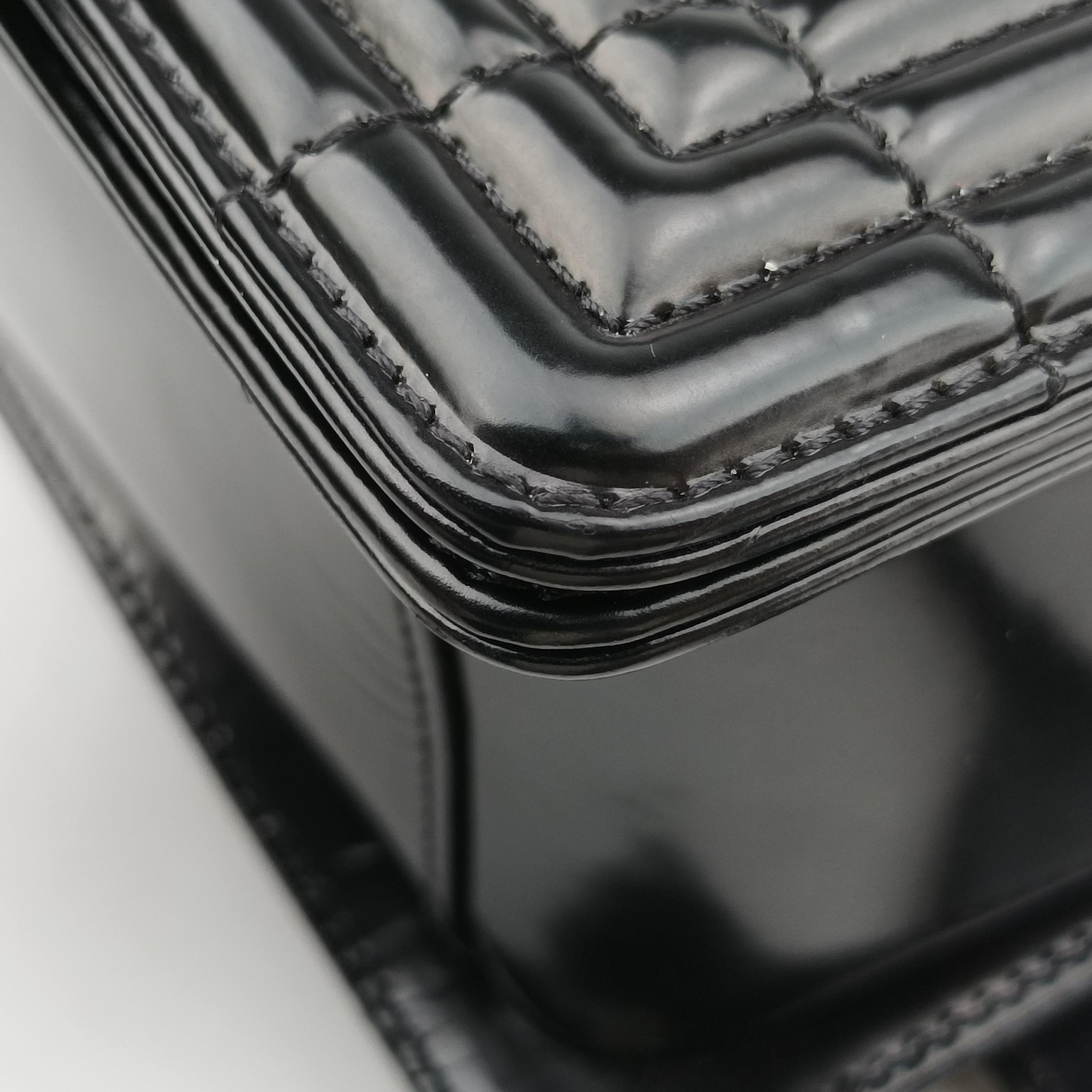 BOY CHANEL Black Enamel A67021 17001419ボーイシャネル ブラック エナメル A67021 17001419