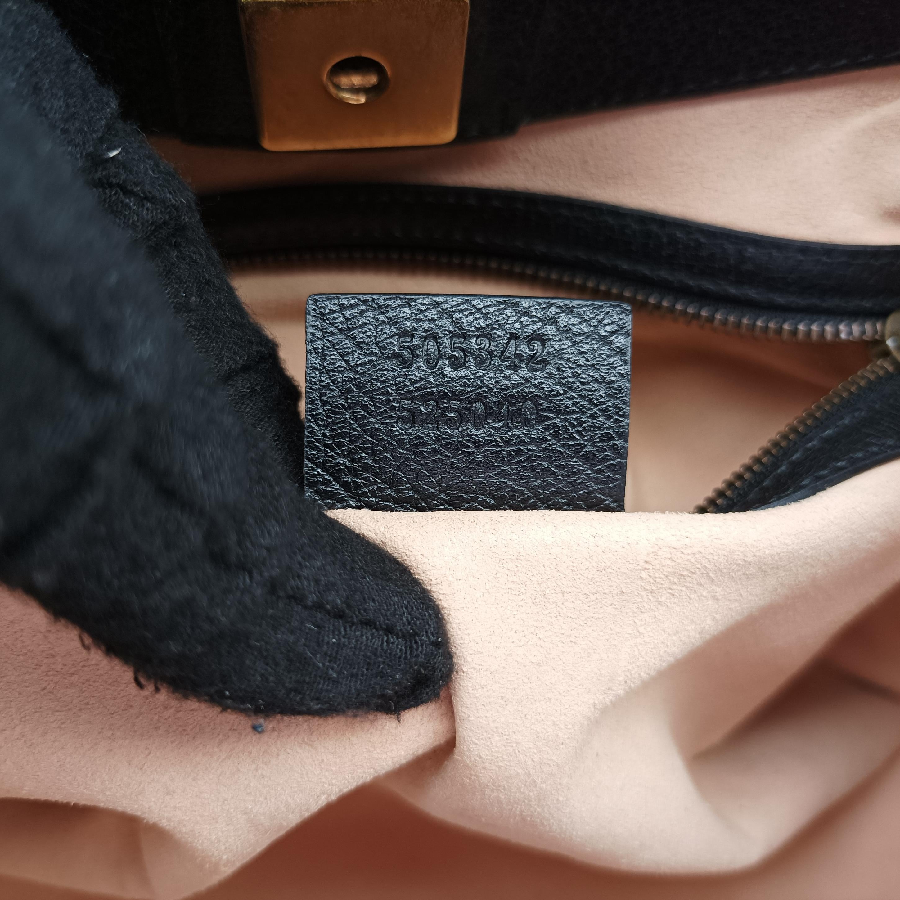 Crystal Butterfly Linea Totem Black x Green x Red Leather 505342 H023684731クリスタルバタフライリネアトーテム ブラック×グリーン×レッド レザー 505342 H023684731