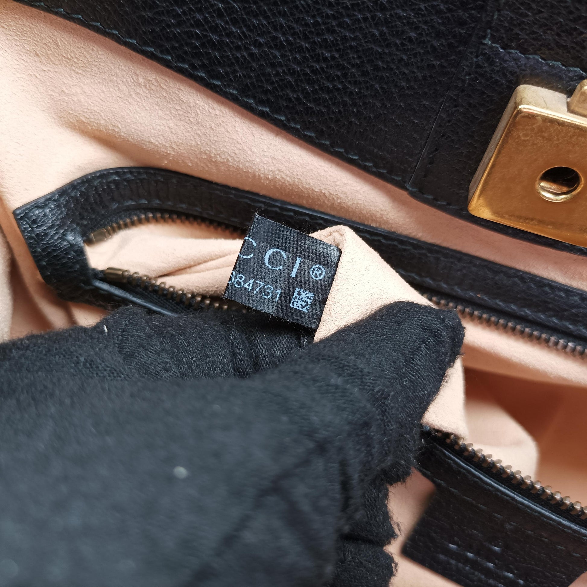 Crystal Butterfly Linea Totem Black x Green x Red Leather 505342 H023684731クリスタルバタフライリネアトーテム ブラック×グリーン×レッド レザー 505342 H023684731