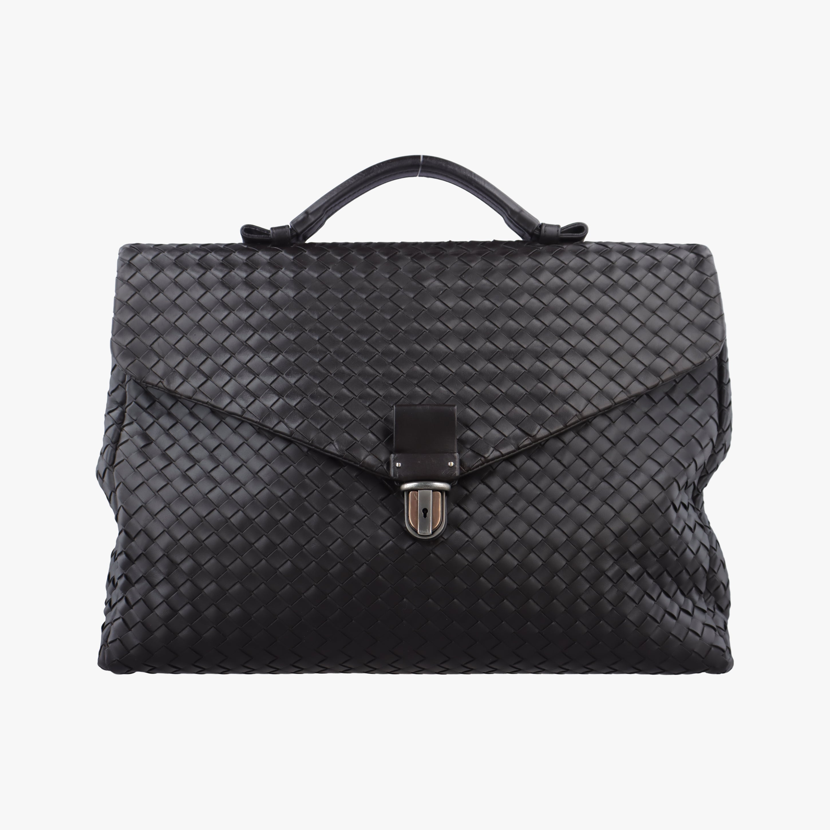Intrecciato Black lambskin B01350810Lイントレチャート ブラック ラムスキン B01350810L