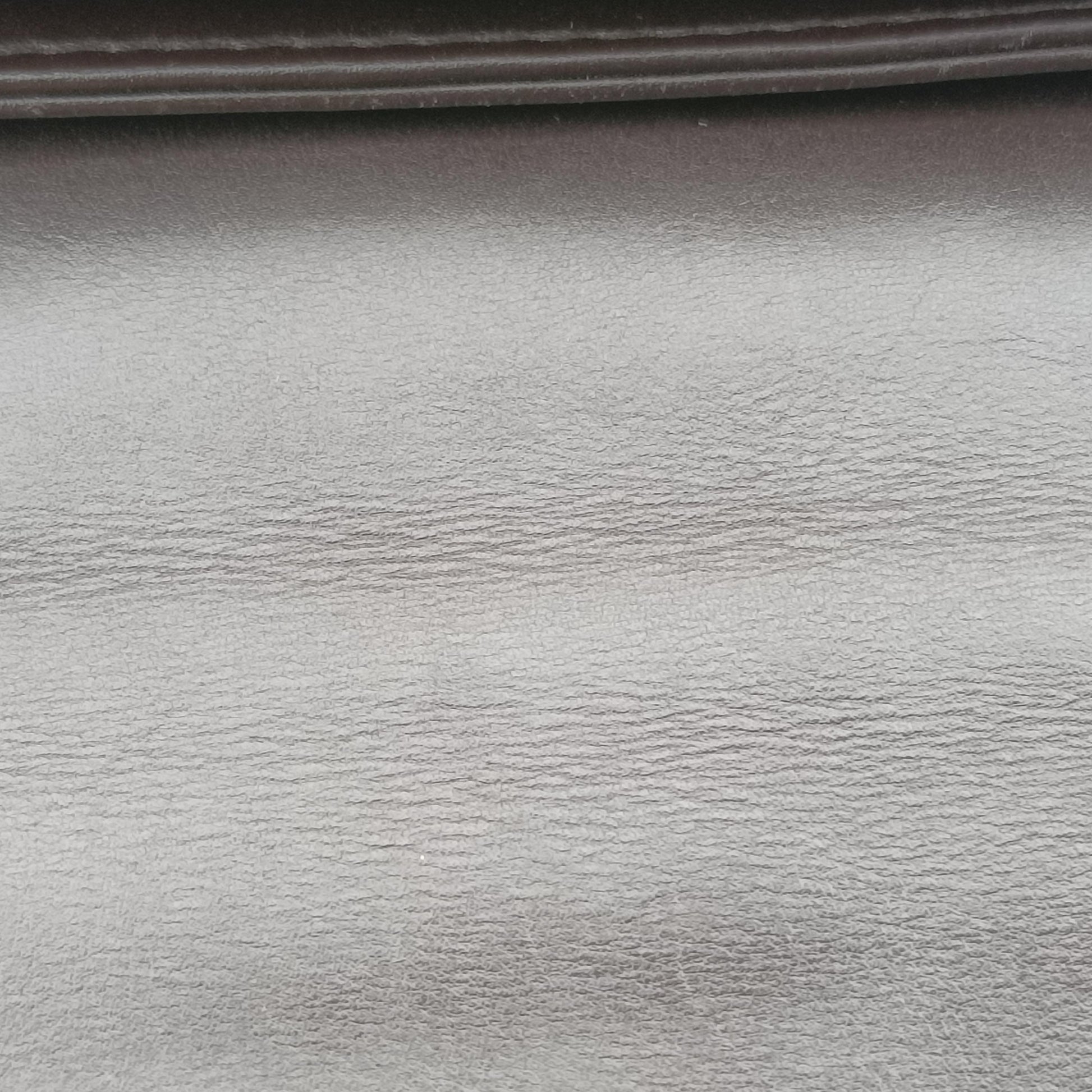 Intrecciato Black lambskin B01350810Lイントレチャート ブラック ラムスキン B01350810L
