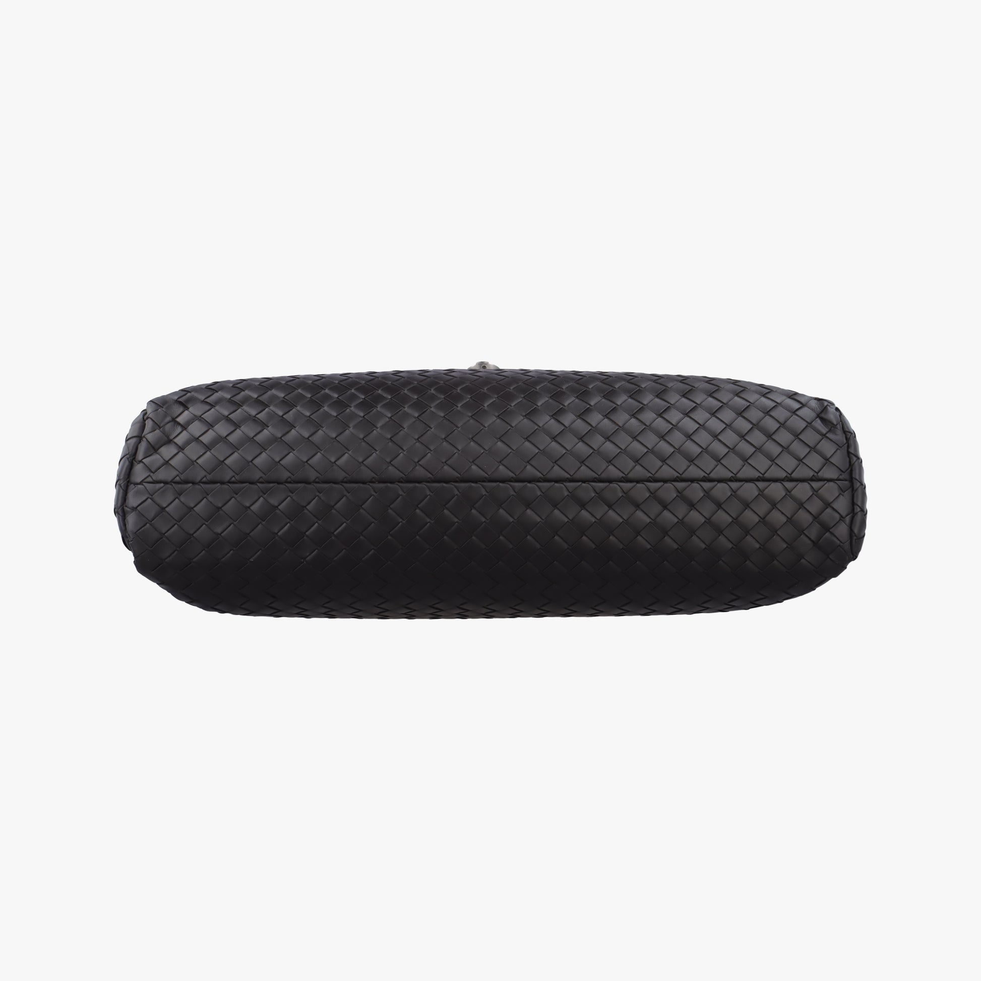 Intrecciato Black lambskin B01350810Lイントレチャート ブラック ラムスキン B01350810L