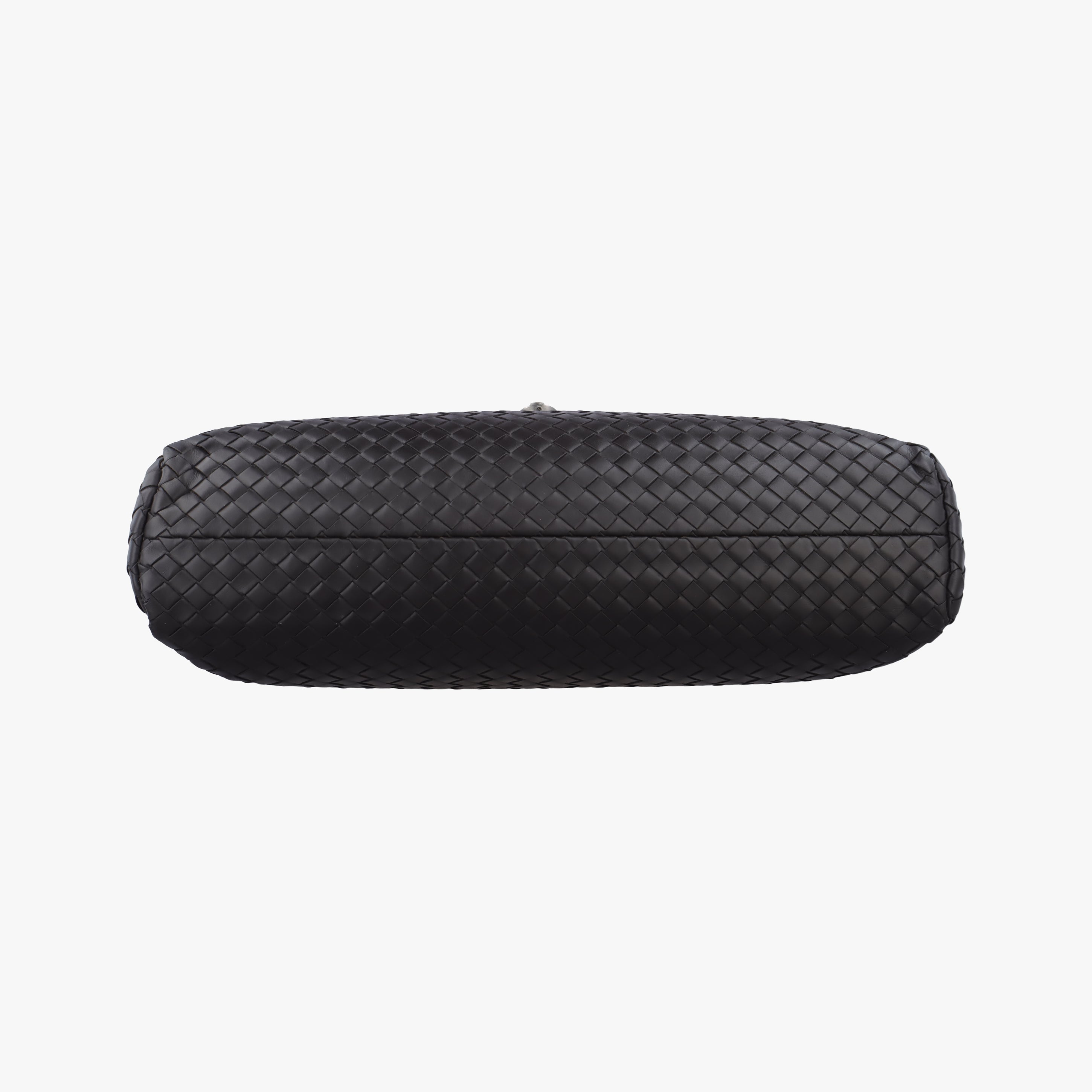 Intrecciato Black lambskin B01350810Lイントレチャート ブラック ラムスキン B01350810L