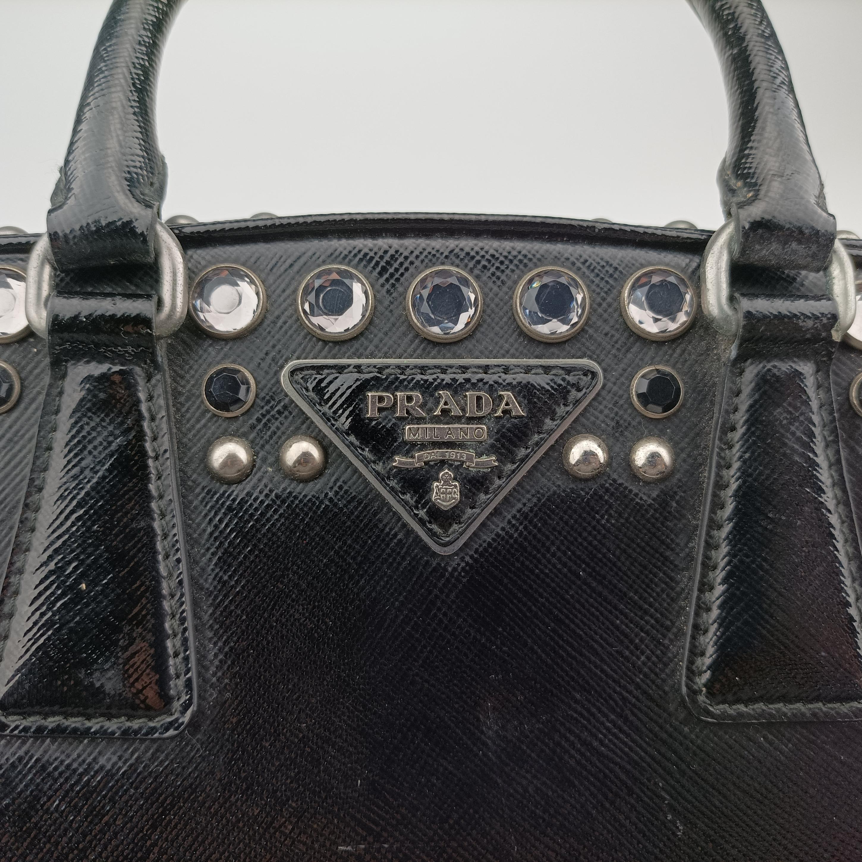 Studs Pyramid Frame Satchel Black Patent 180 8スタッズピラミッドフレームサッチェル ブラック パテント 180 8