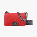 BOY CHANEL Red Leather A92104 18681204ボーイシャネル レッド レザー A92104 18681204