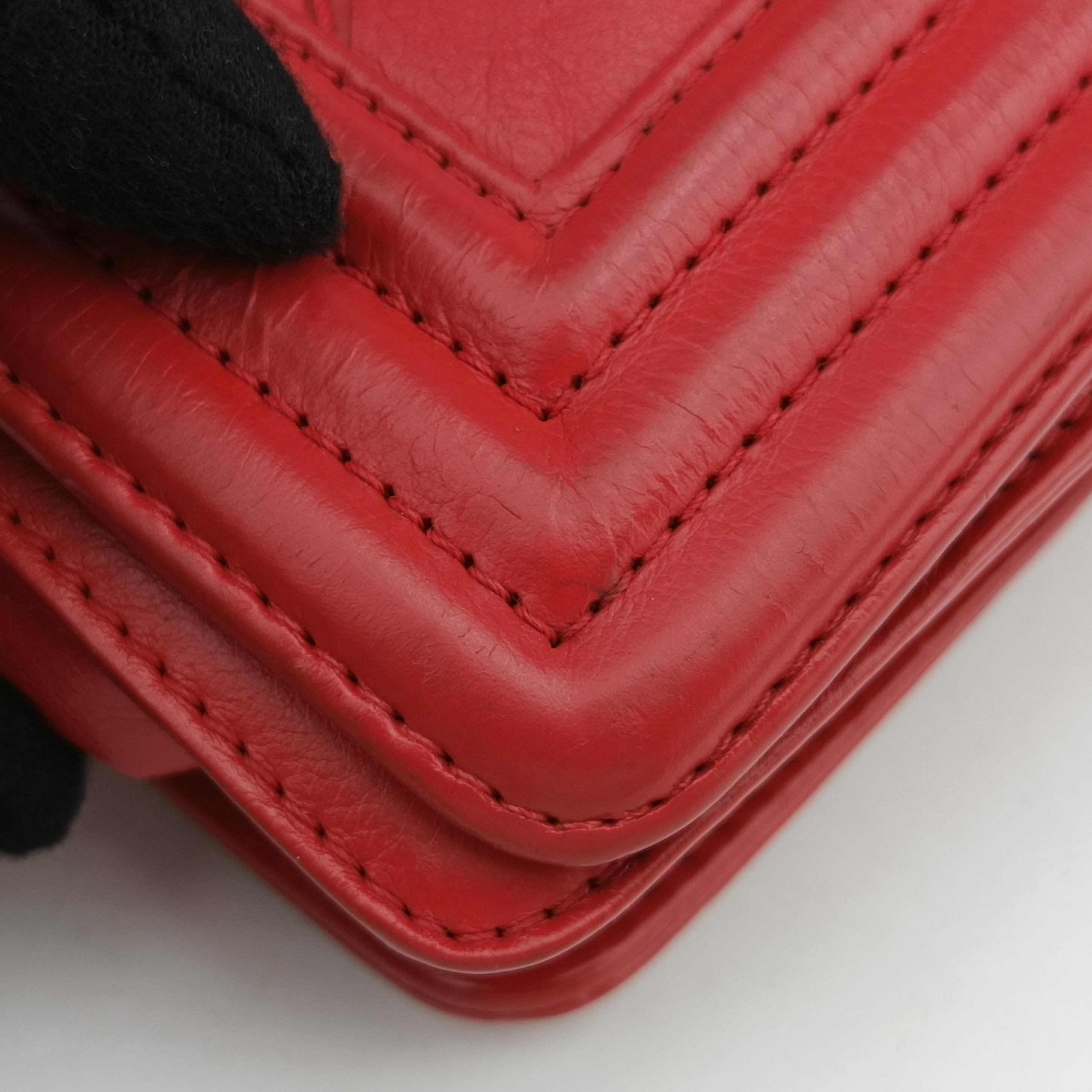 BOY CHANEL Red Leather A92104 18681204ボーイシャネル レッド レザー A92104 18681204