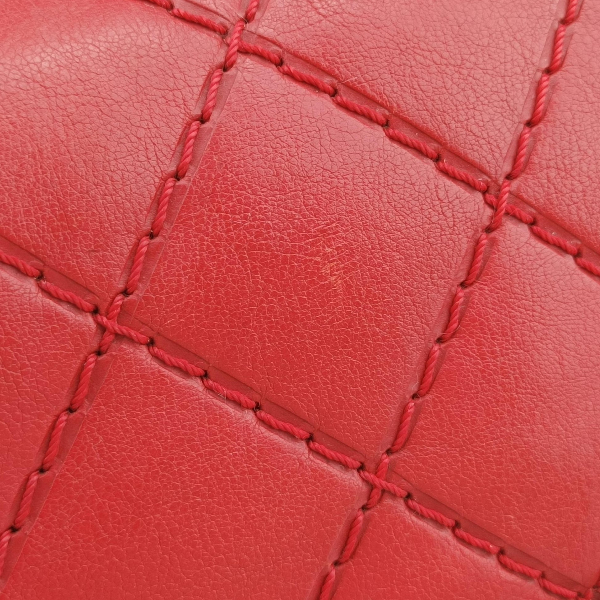 BOY CHANEL Red Leather A92104 18681204ボーイシャネル レッド レザー A92104 18681204