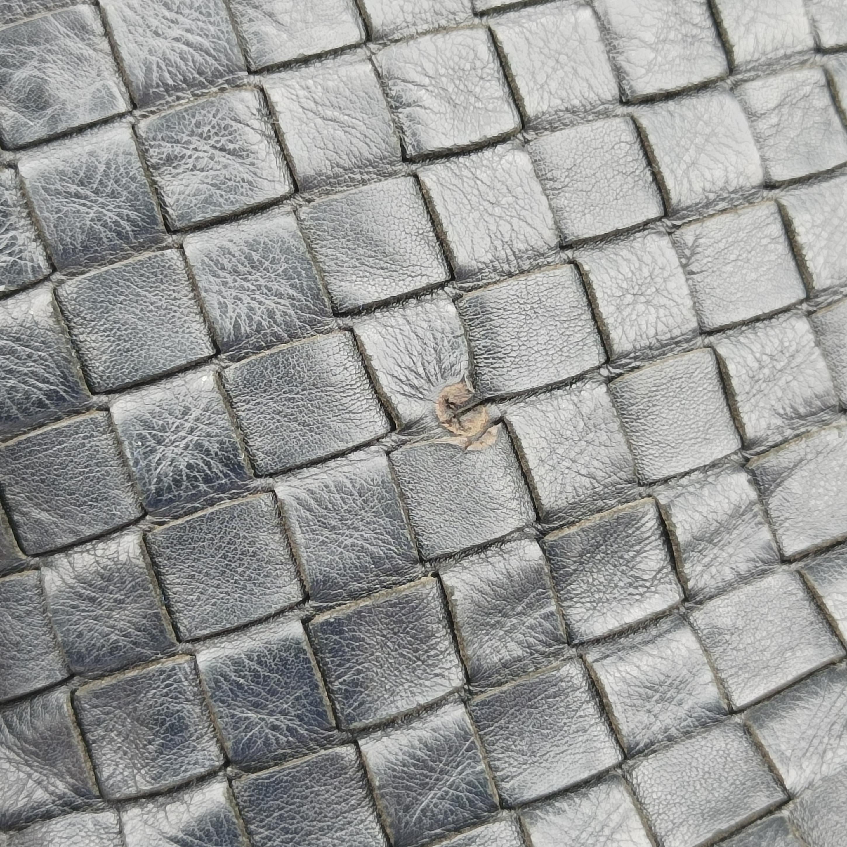 Intrecciato Black lambskin B02437012Eイントレチャート ブラック ラムスキン B02437012E