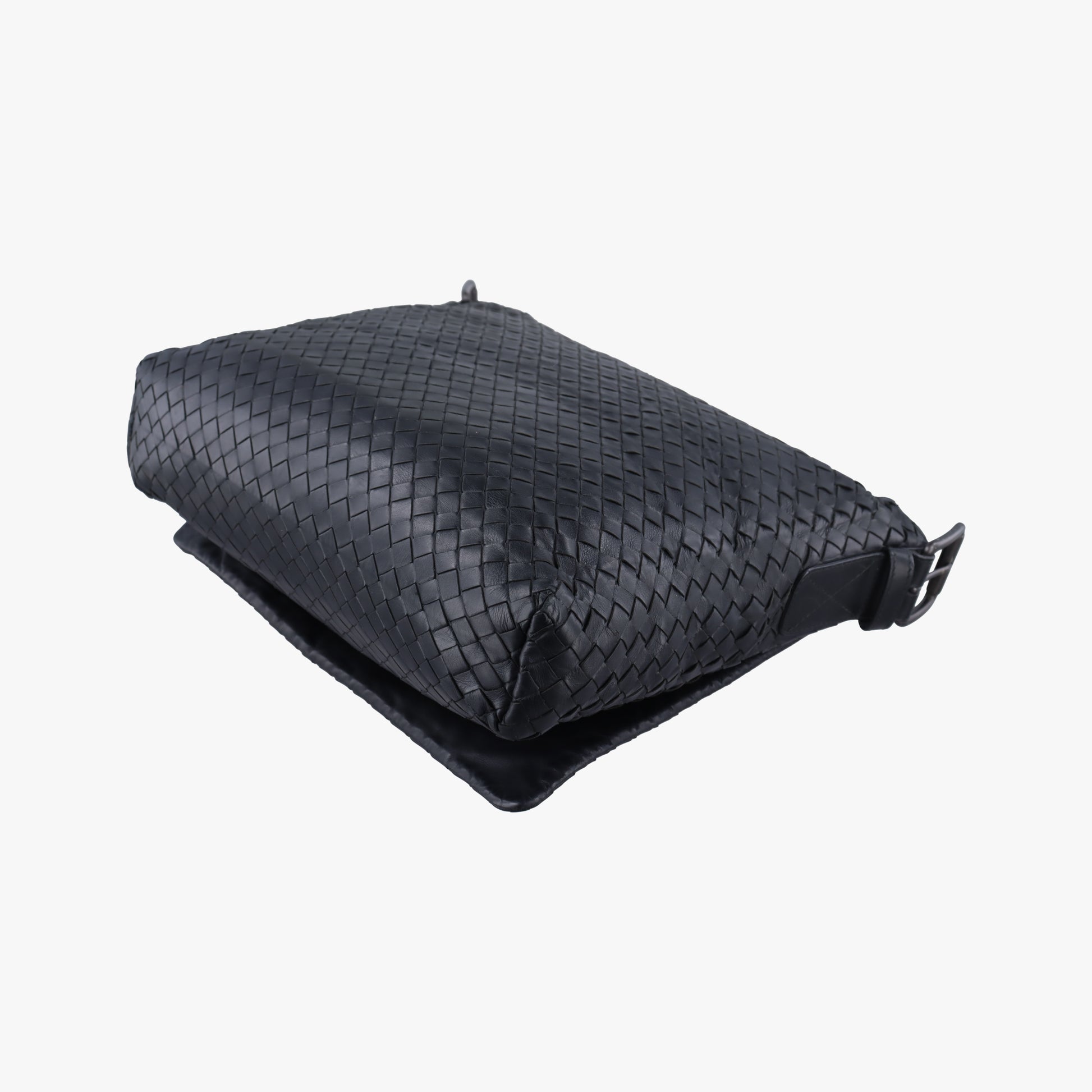 Intrecciato Black lambskin B02437012Eイントレチャート ブラック ラムスキン B02437012E