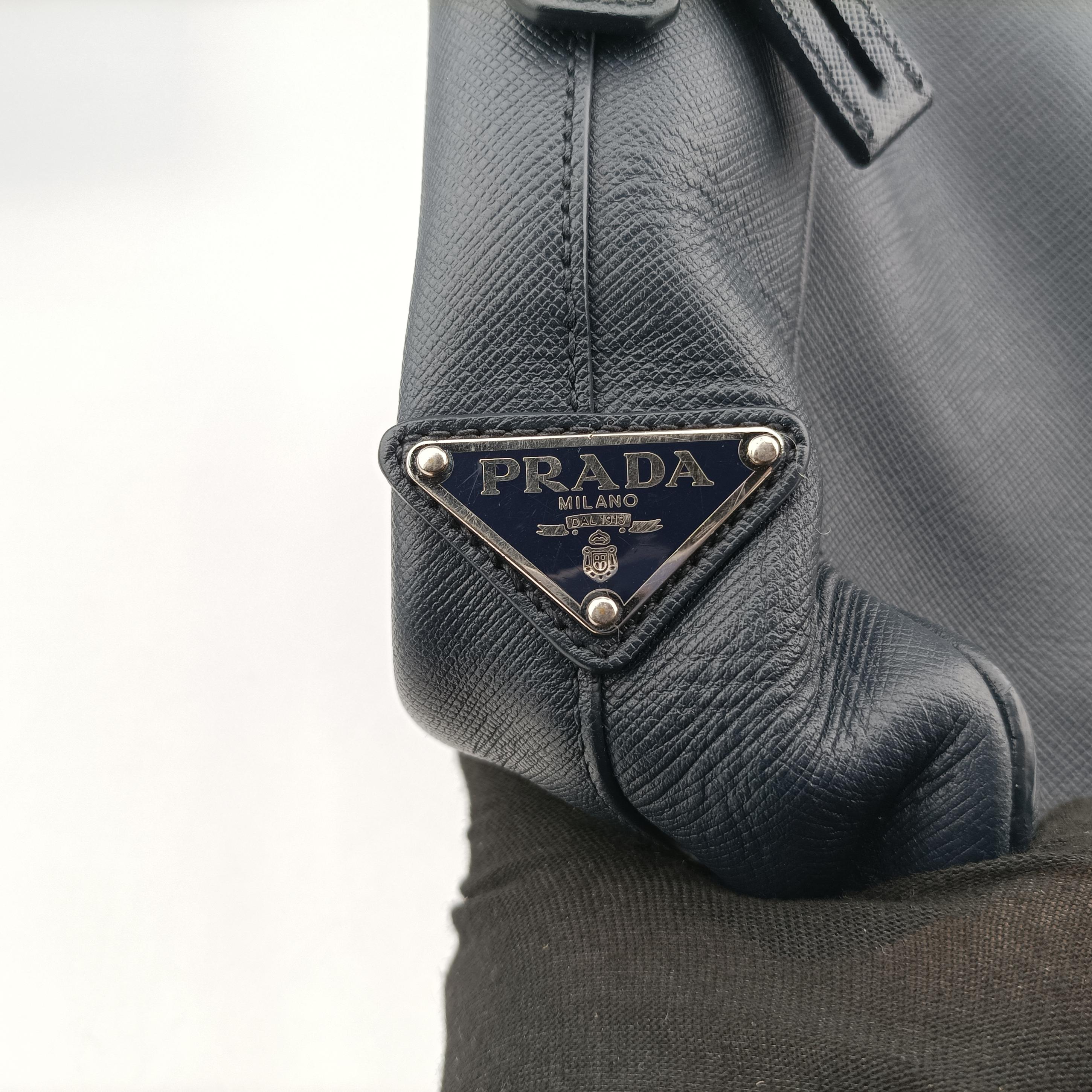 briefcase business Navy SAFFIANO Leather 2VE363 208 7/Rブリーフケース ビジネス ネイビー サフィアーノレザー 2VE363 208 7/R