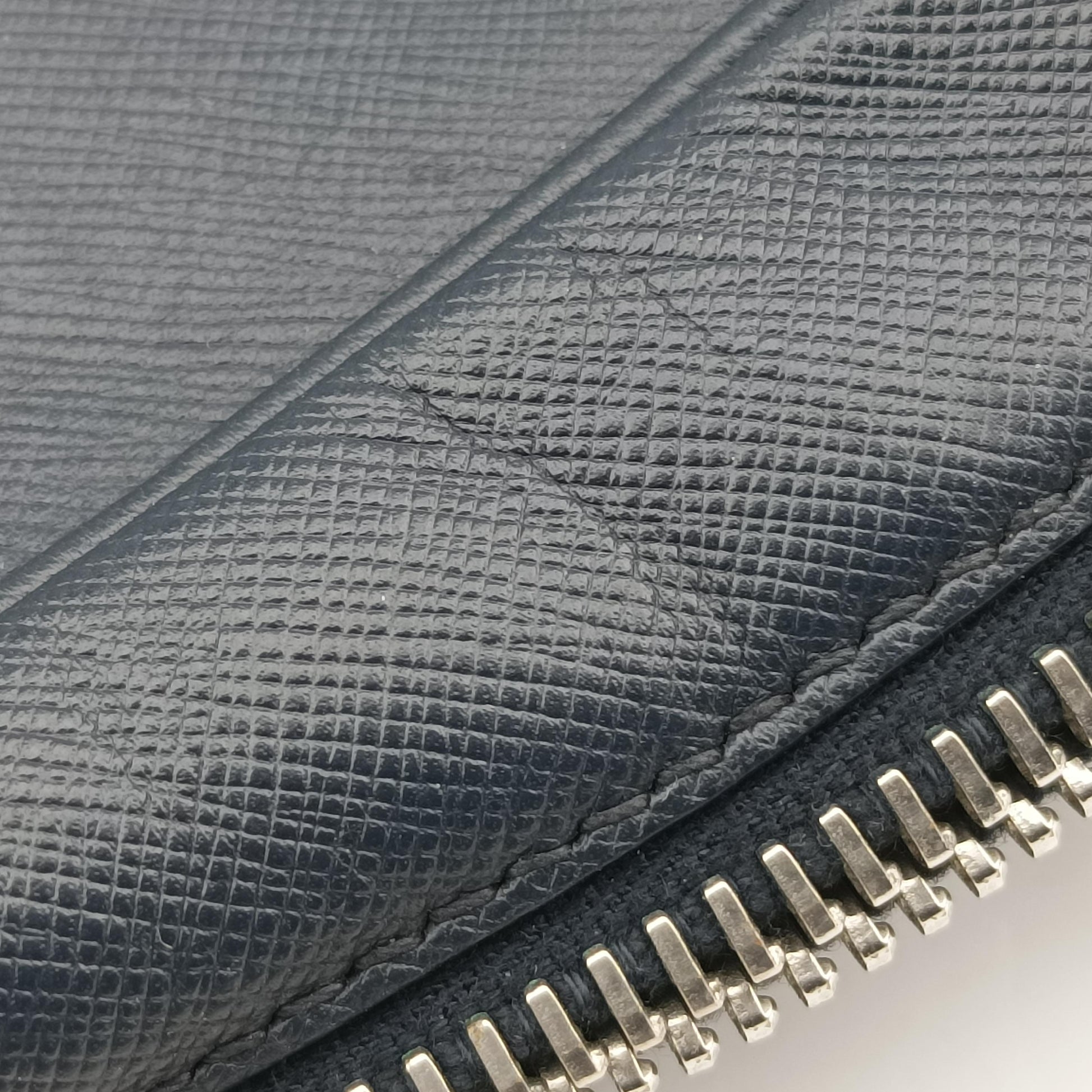 briefcase business Navy SAFFIANO Leather 2VE363 208 7/Rブリーフケース ビジネス ネイビー サフィアーノレザー 2VE363 208 7/R