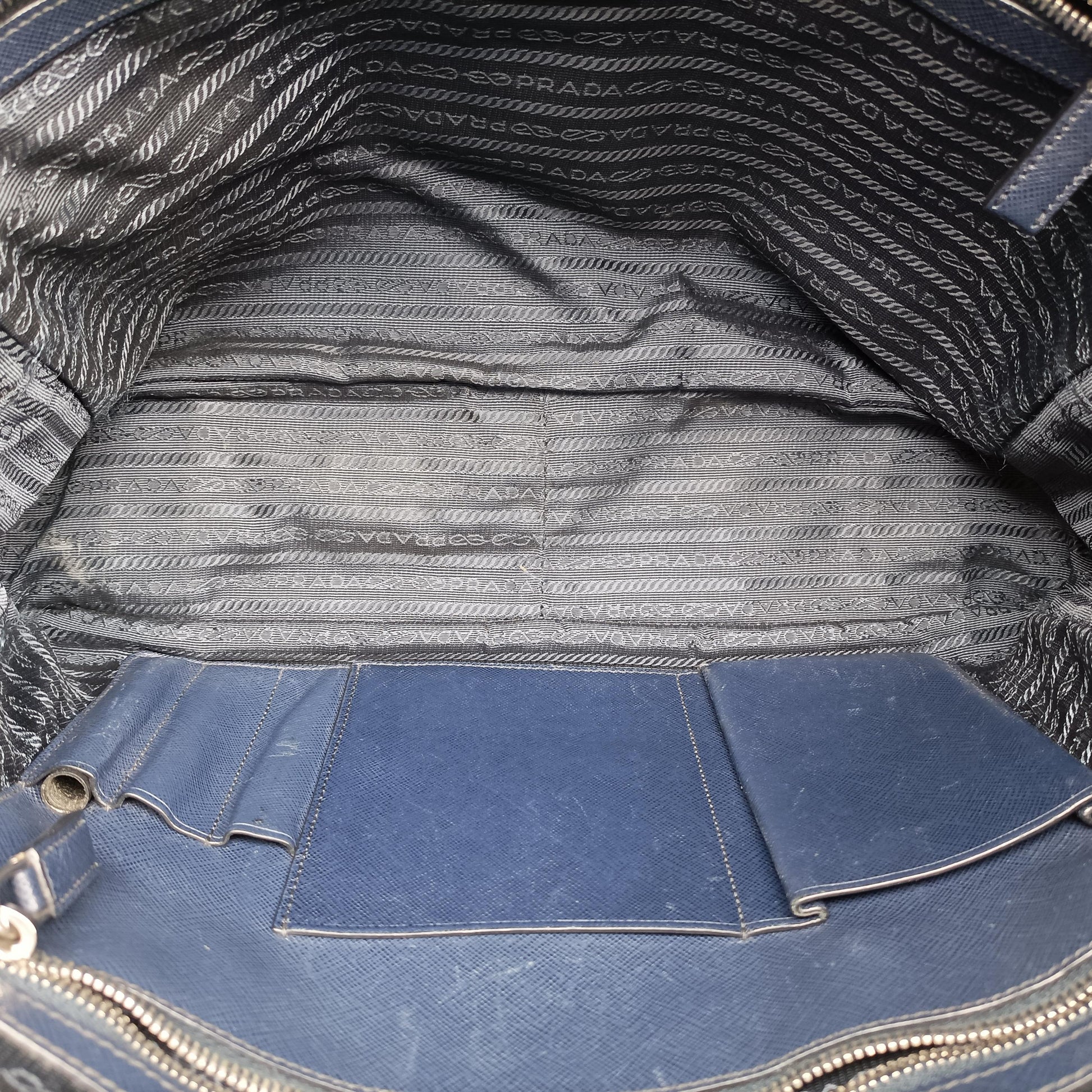 briefcase business Navy SAFFIANO Leather 2VE363 208 7/Rブリーフケース ビジネス ネイビー サフィアーノレザー 2VE363 208 7/R