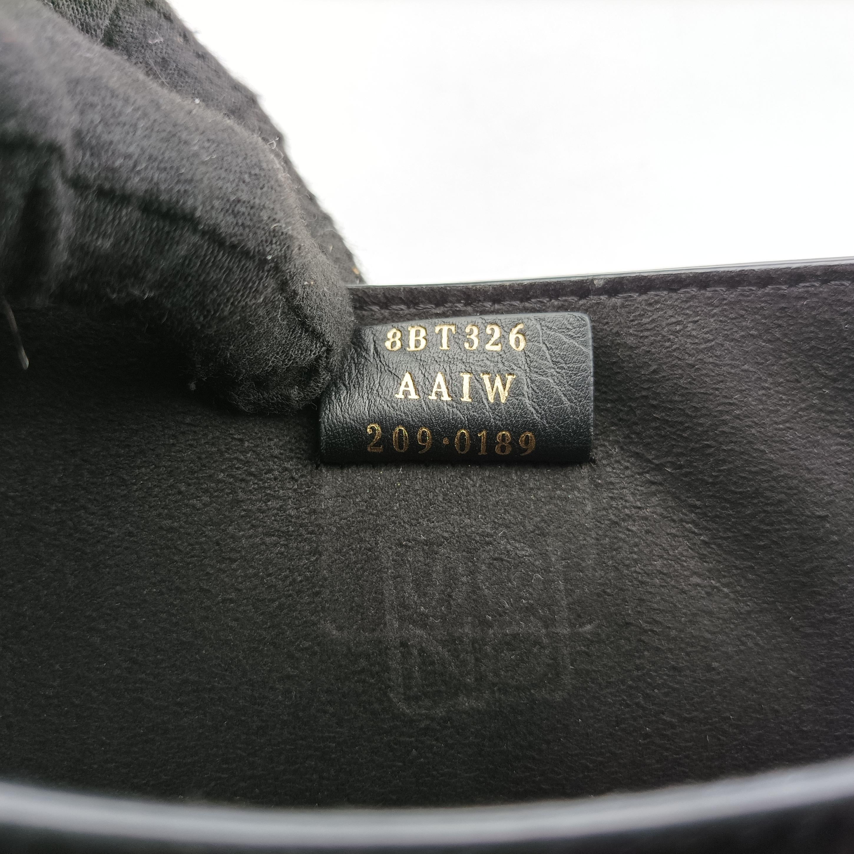 Fab Black Leather 8BT326 8BT326 AA1W 209.0189ファブ ブラック レザー 8BT326 8BT326 AA1W 209.0189