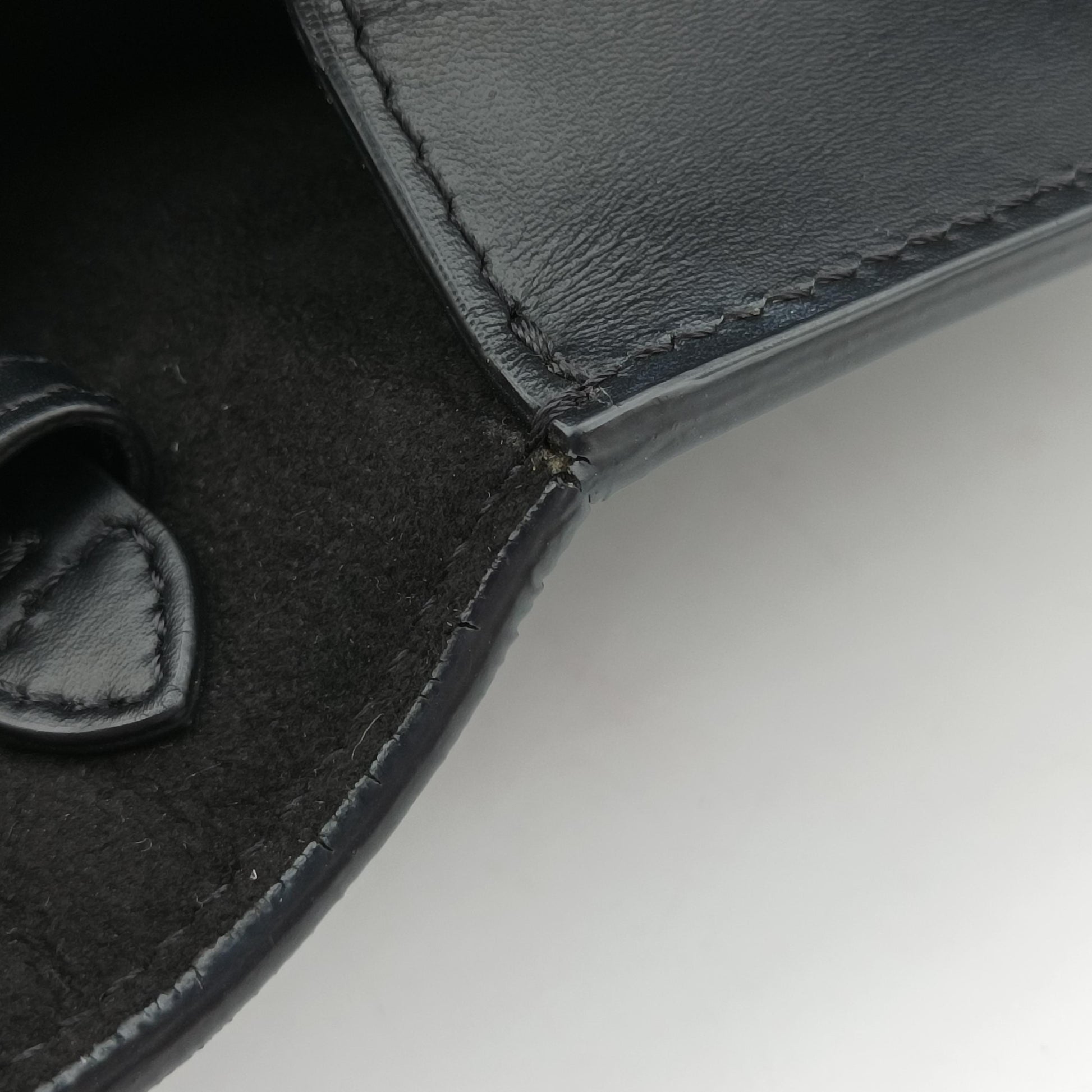 Fab Black Leather 8BT326 8BT326 AA1W 209.0189ファブ ブラック レザー 8BT326 8BT326 AA1W 209.0189