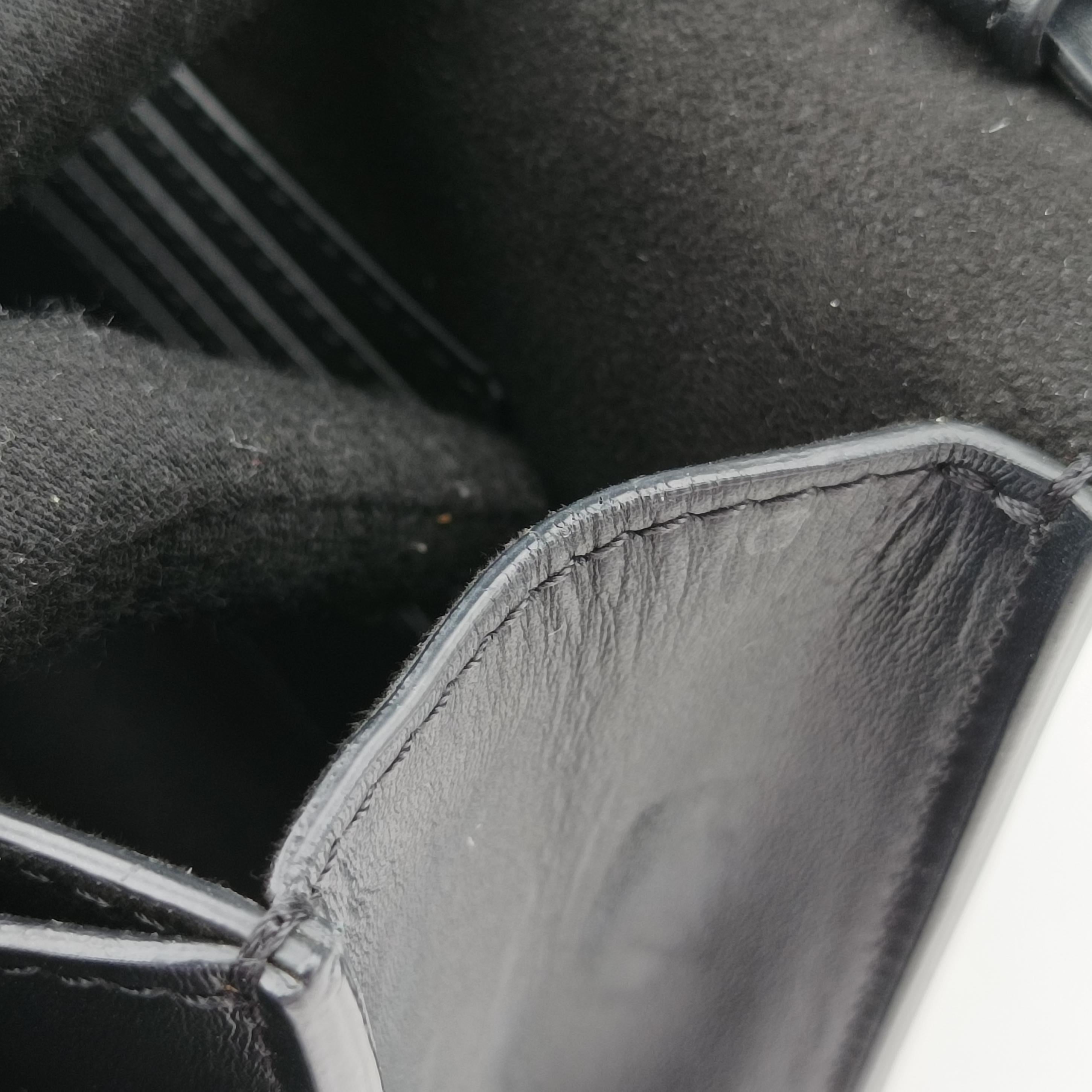 Fab Black Leather 8BT326 8BT326 AA1W 209.0189ファブ ブラック レザー 8BT326 8BT326 AA1W 209.0189