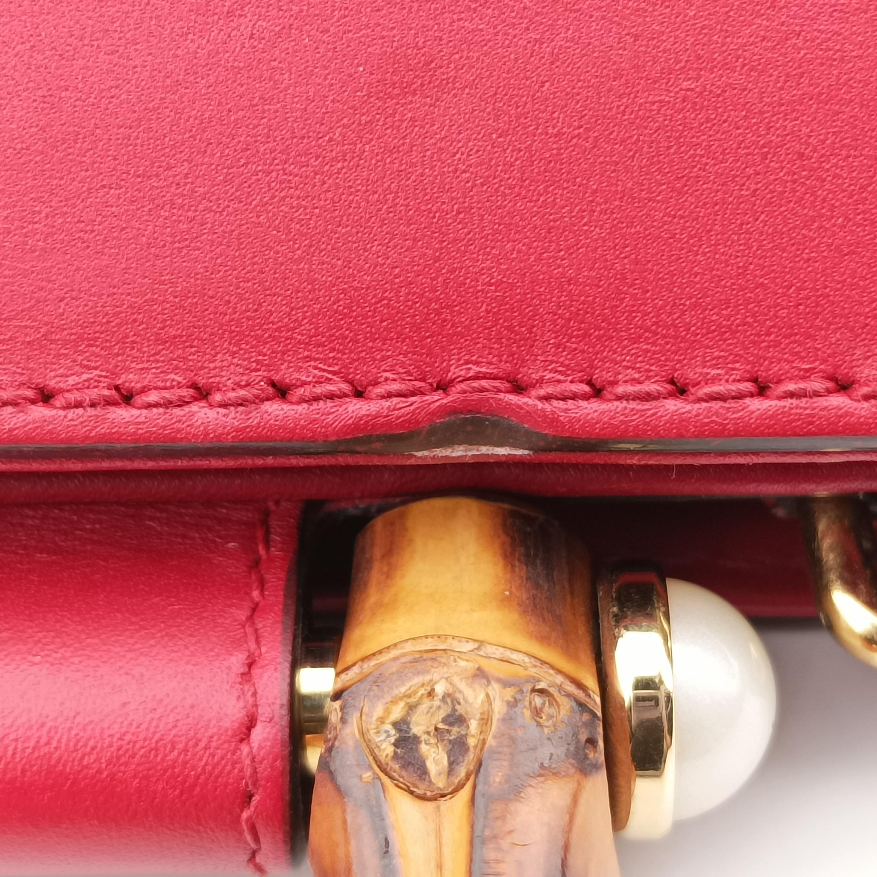 Bamboo Web Nymphaea Red Leather 459076 E020969622ニムフェア バンブー ウェブ レッド レザー 459076 E020969622