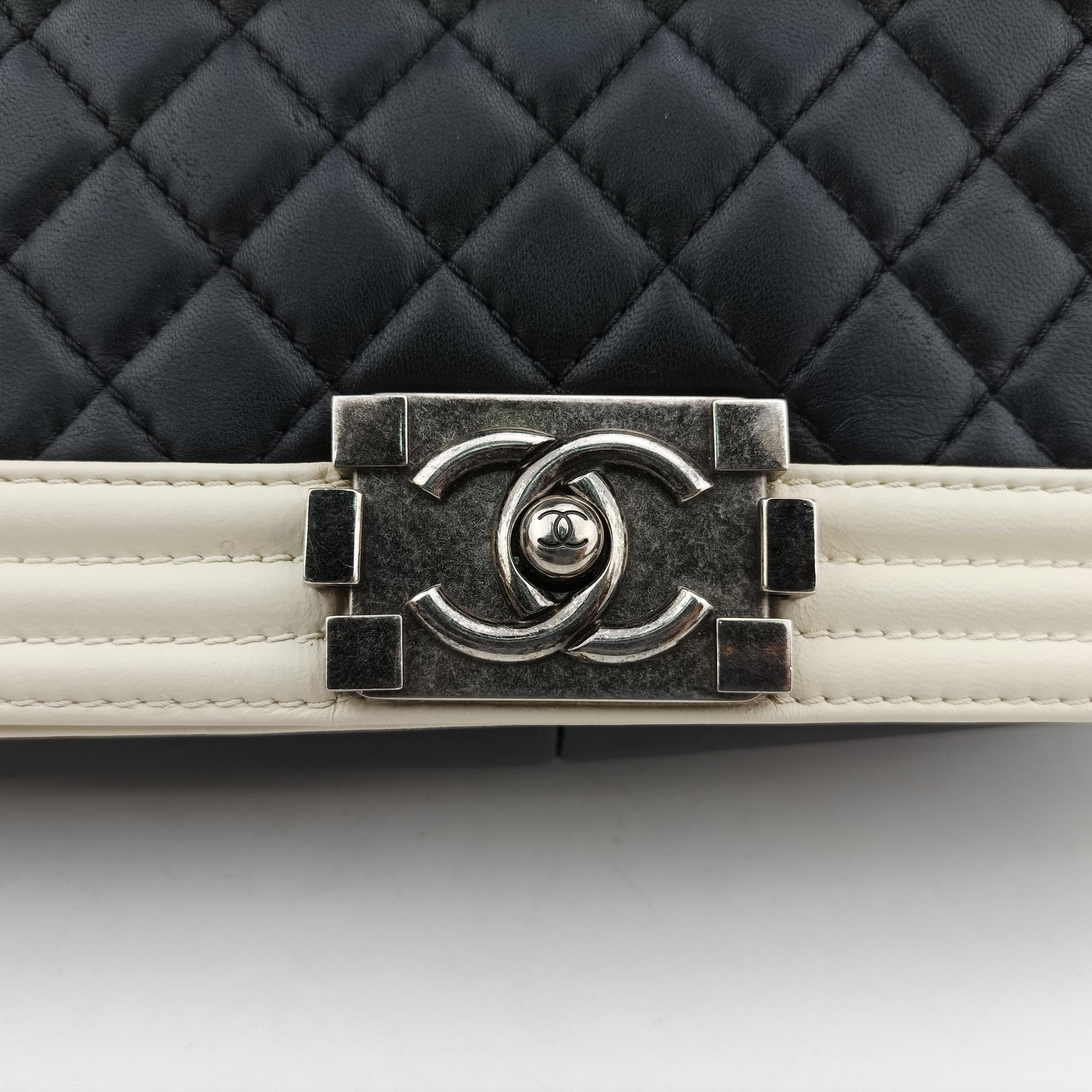 BOY CHANEL Black×beige Leather A67087 17949885ボーイシャネル ブラック×ベージュ レザー A67087 17949885