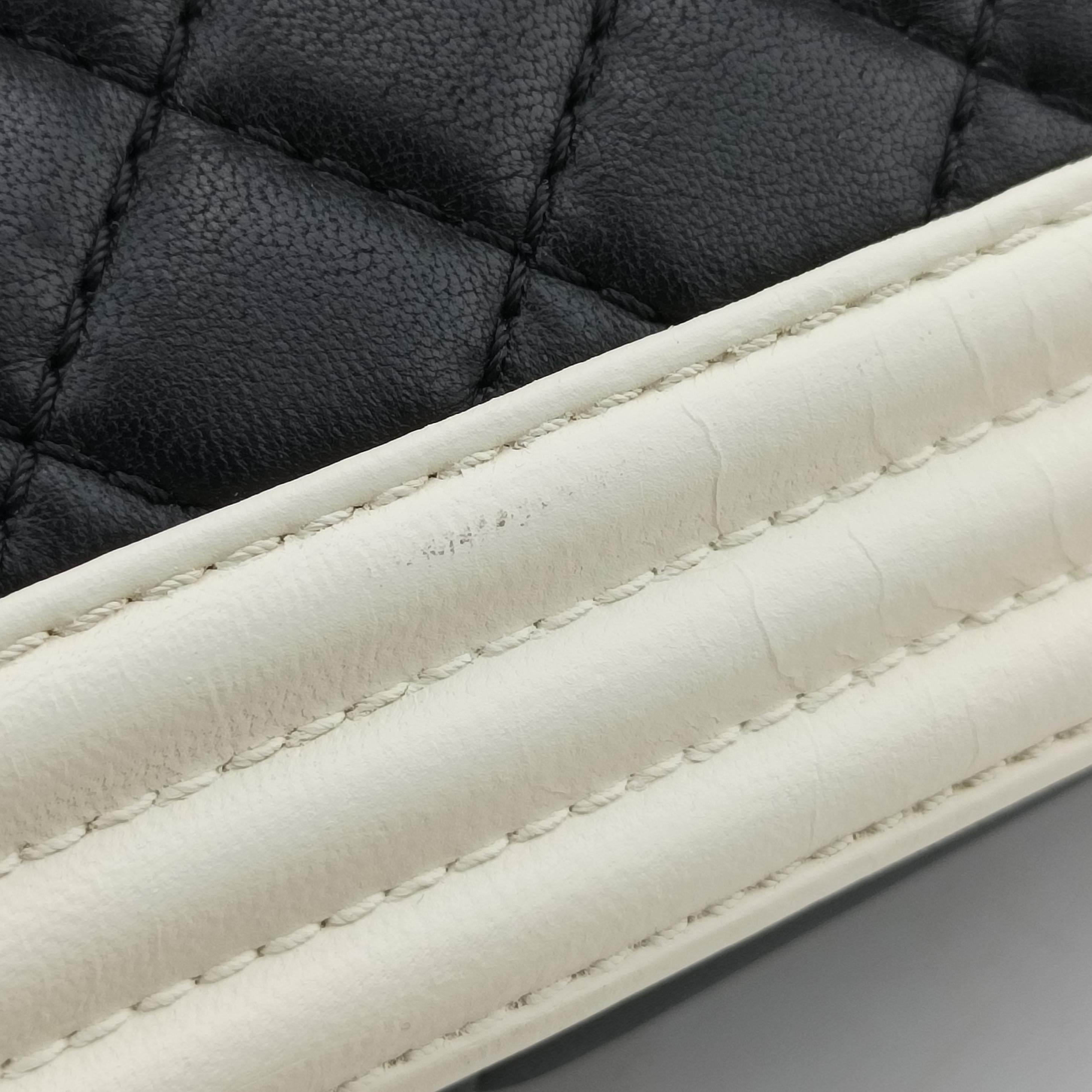 BOY CHANEL Black×beige Leather A67087 17949885ボーイシャネル ブラック×ベージュ レザー A67087 17949885