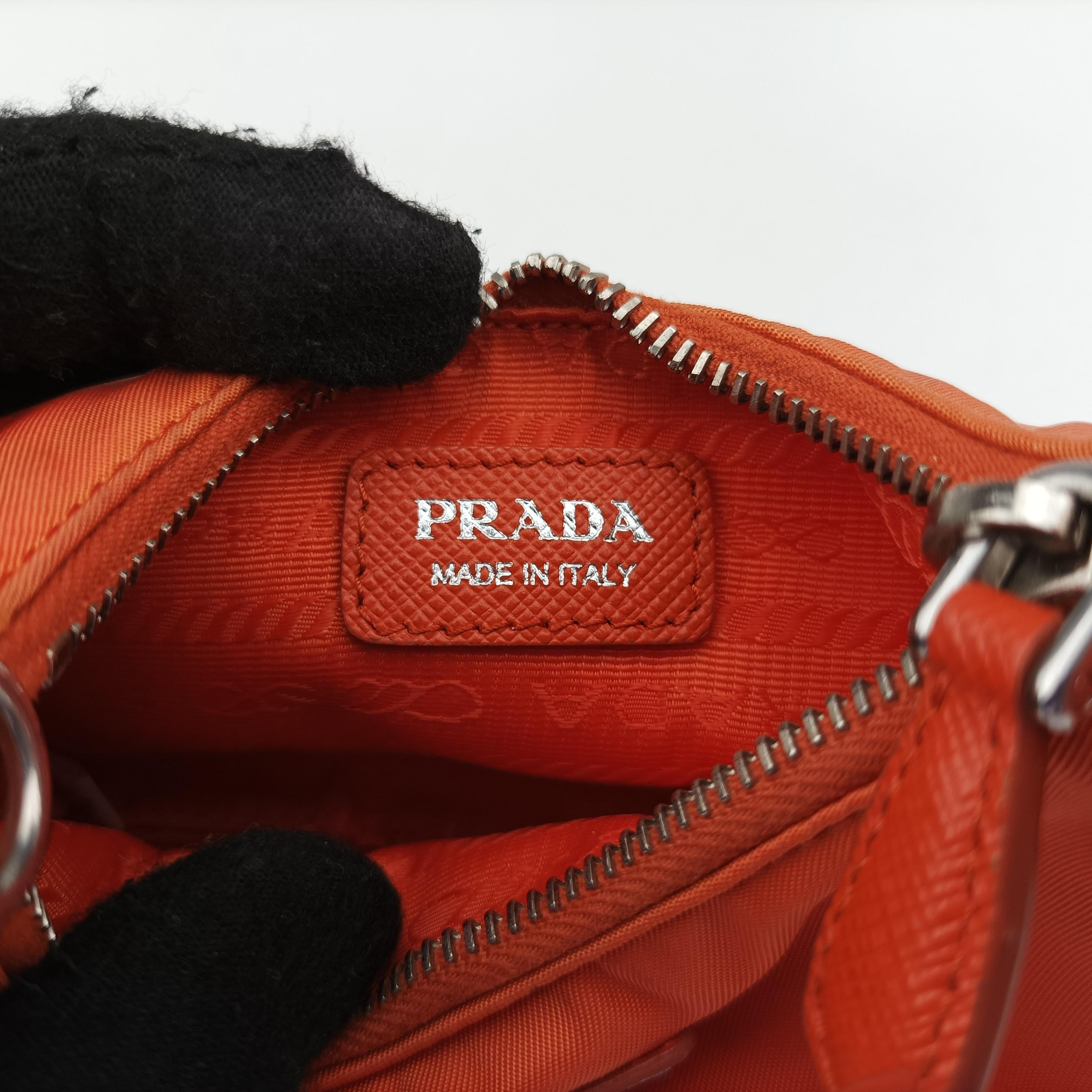 Triangle Logo Orange nylon 1TT122 42トライアングルロゴ オレンジ ナイロン 1TT122 42