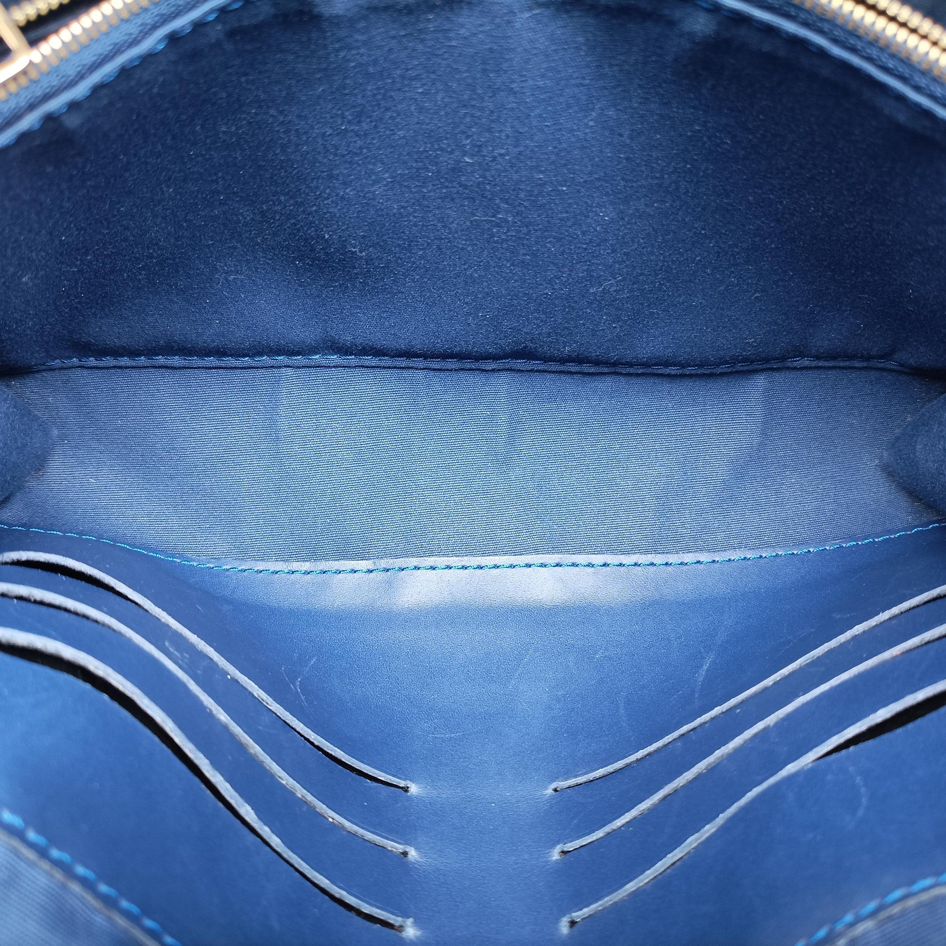 Clutch Ana Granblue Vernis M90094　 Lot number unknownクラッチ アナ グランブルー ヴェルニ M90094　 製番不明