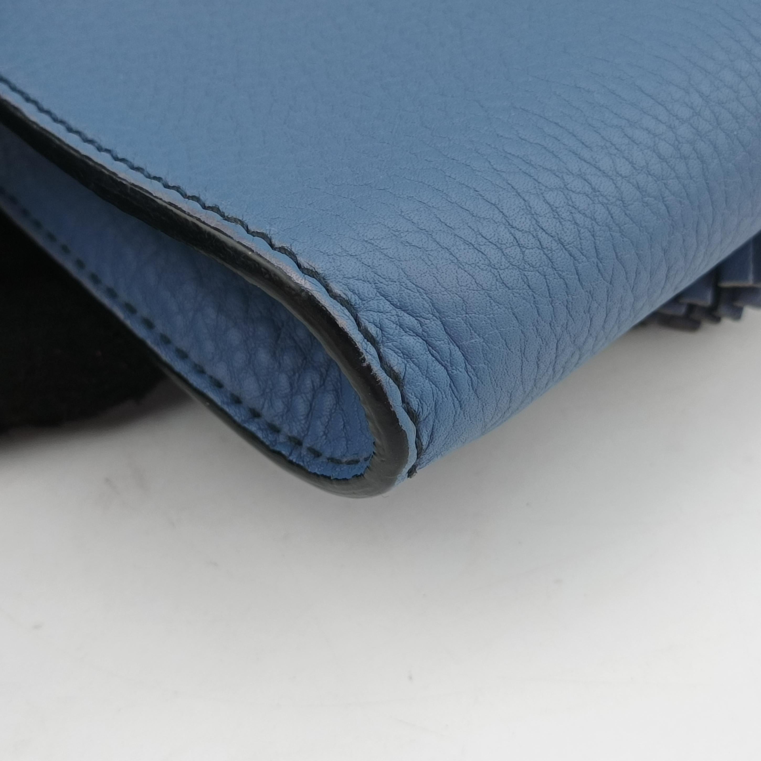 Emily Blue Leather 283063 C013471200エミリー ブルー レザー 283063 C013471200