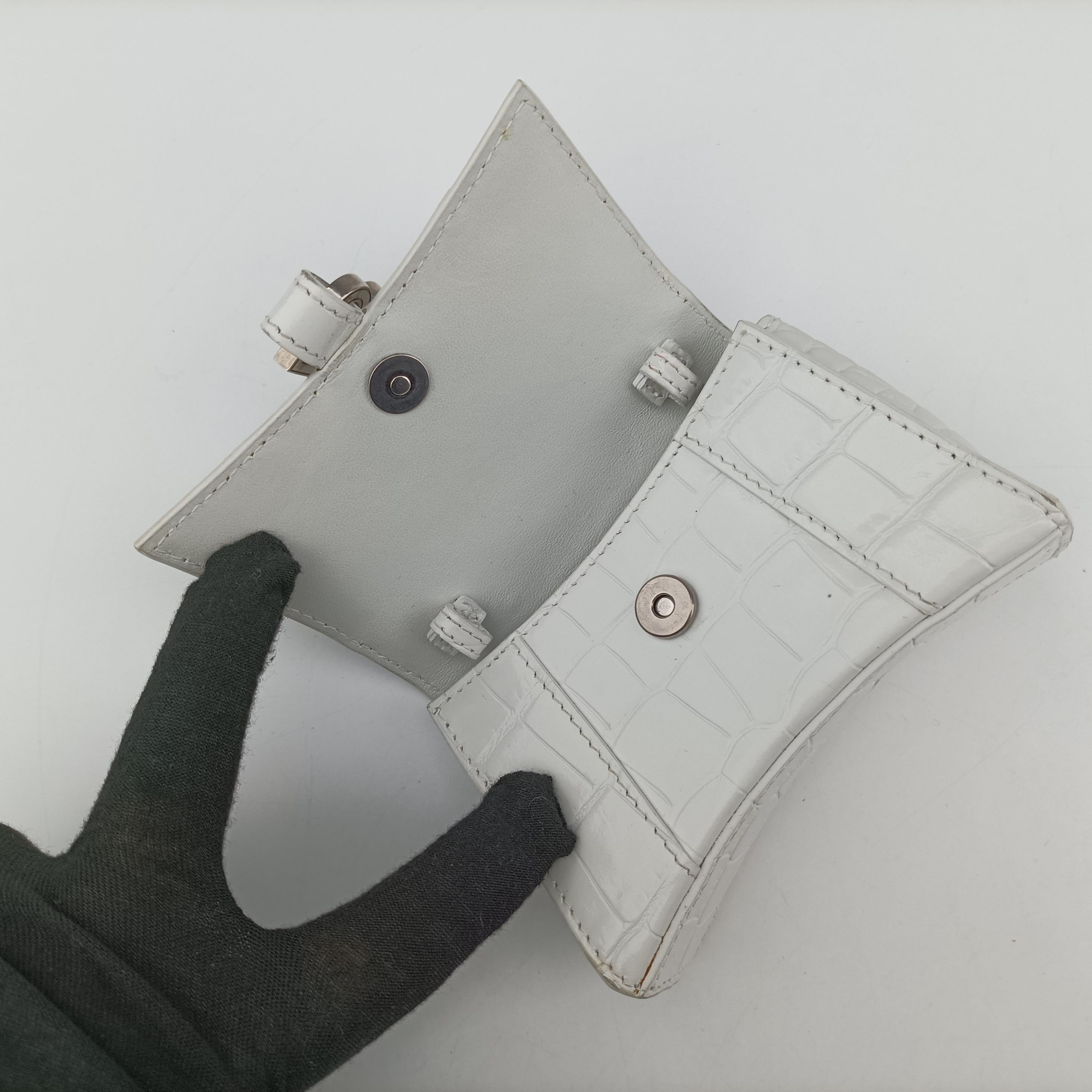 Hourglass Mini White leather 637372.9016.T.584046アワーグラス ミニ ホワイト レザー 637372.9016.T.584046