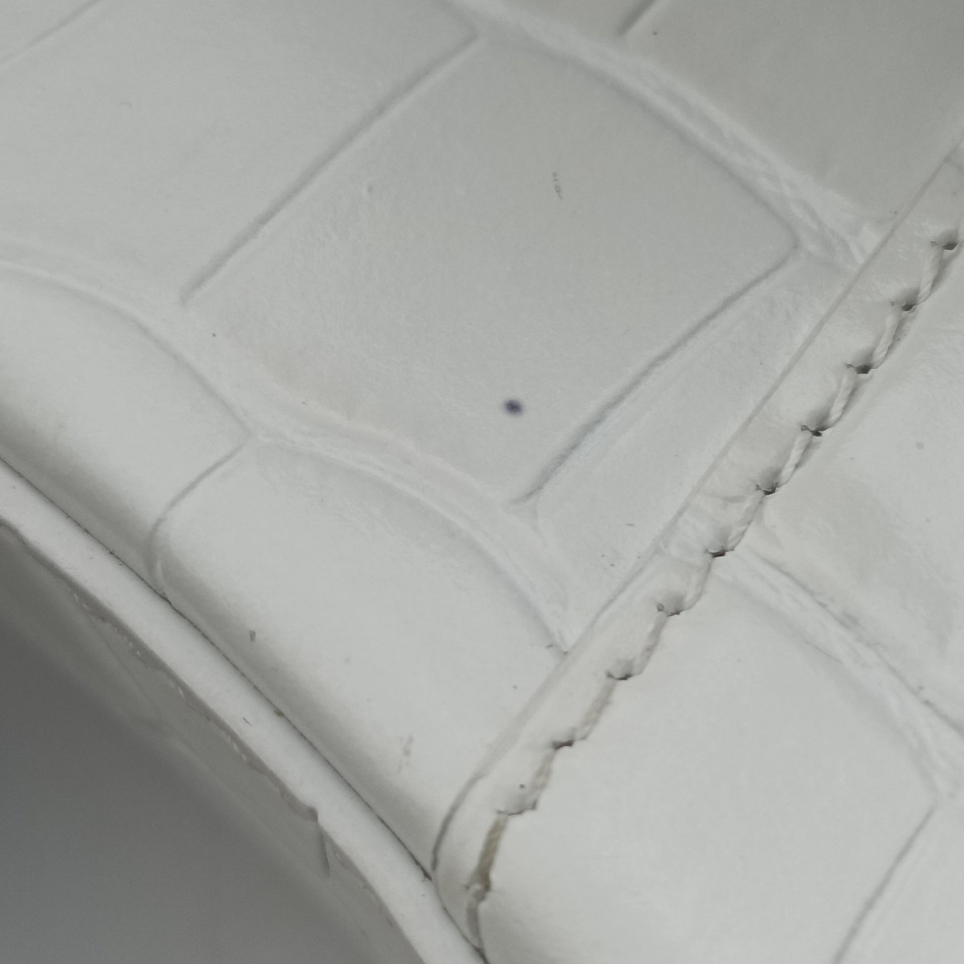 Hourglass Mini White leather 637372.9016.T.584046アワーグラス ミニ ホワイト レザー 637372.9016.T.584046