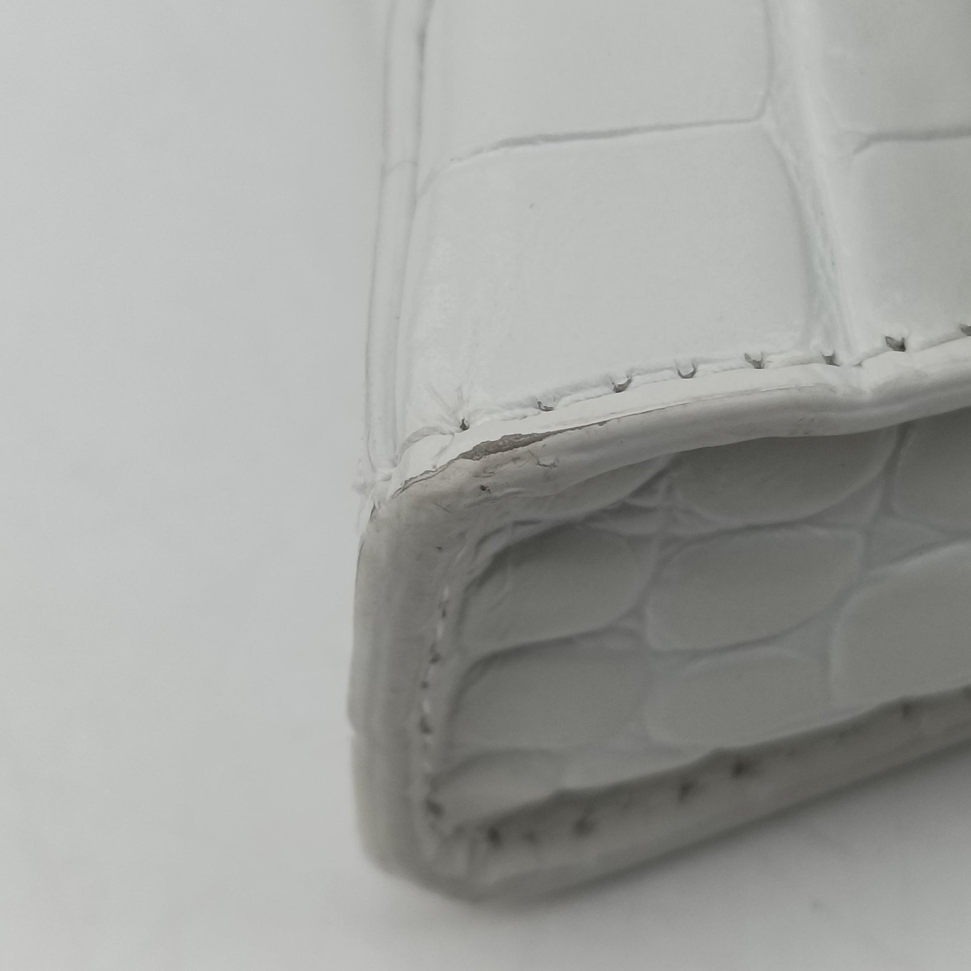 Hourglass Mini White leather 637372.9016.T.584046アワーグラス ミニ ホワイト レザー 637372.9016.T.584046