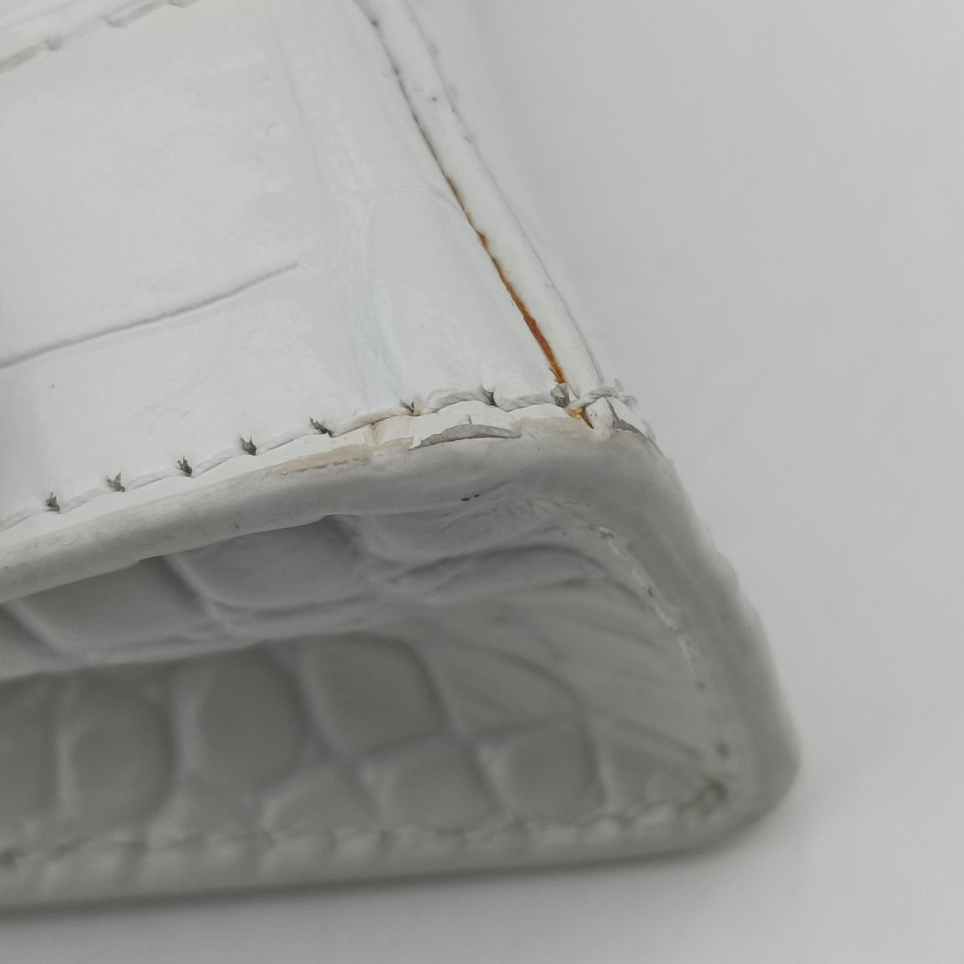 Hourglass Mini White leather 637372.9016.T.584046アワーグラス ミニ ホワイト レザー 637372.9016.T.584046