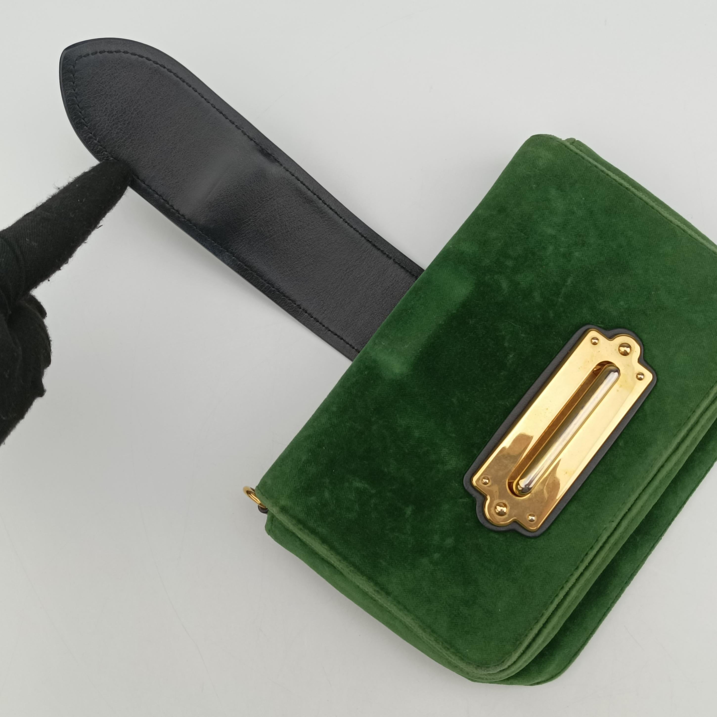 Cahier Green velour 110カイエ グリーン ベロア 110