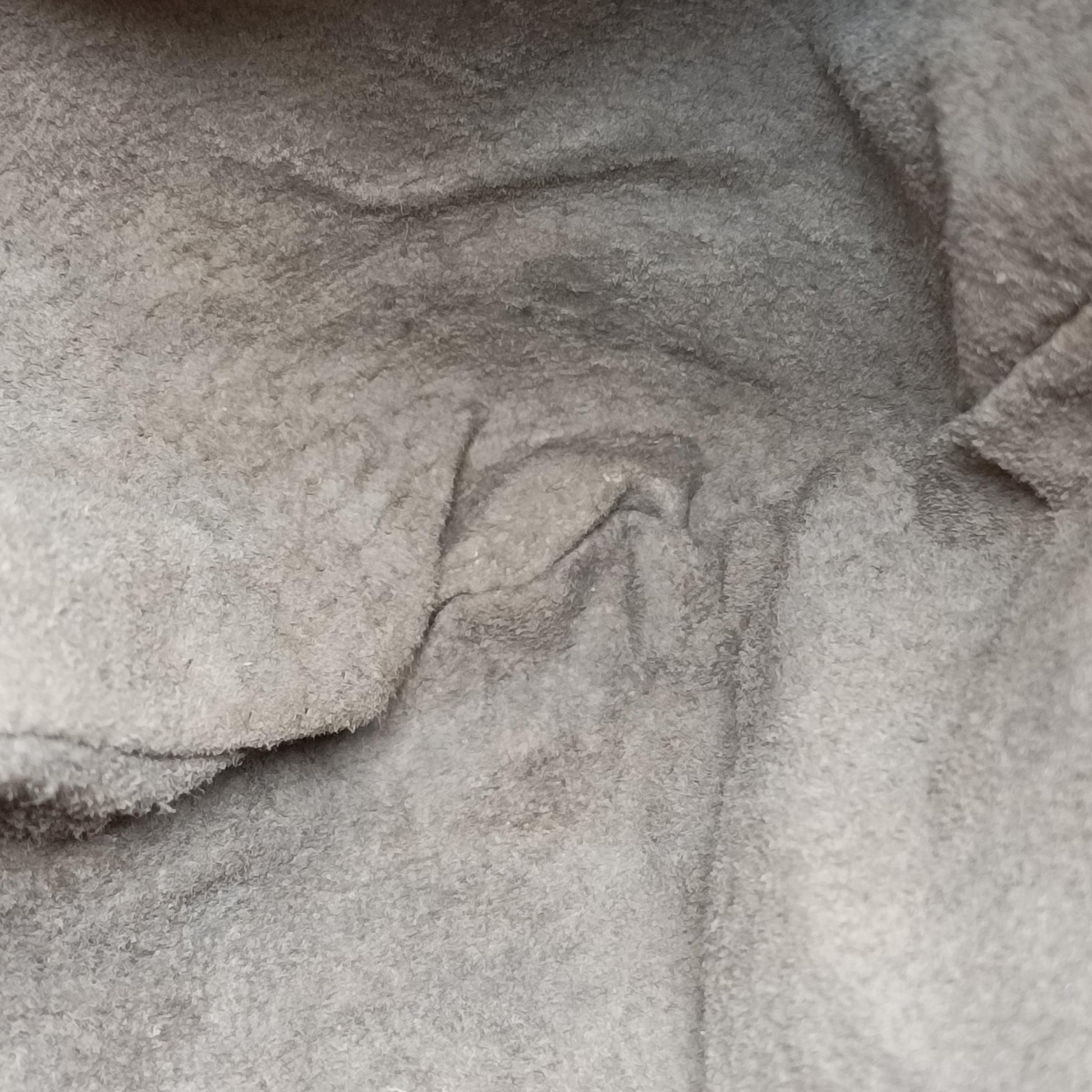 Intrecciato Red lambskin B00012586Nイントレチャート レッド ラムスキン B00012586N