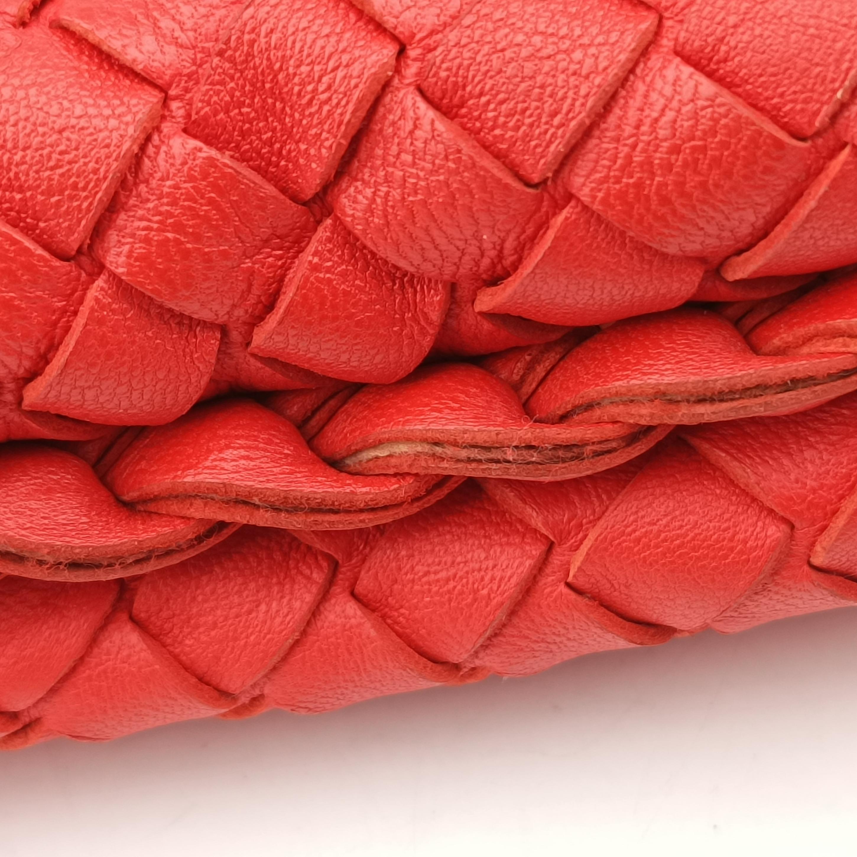 Intrecciato Red lambskin B00012586Nイントレチャート レッド ラムスキン B00012586N