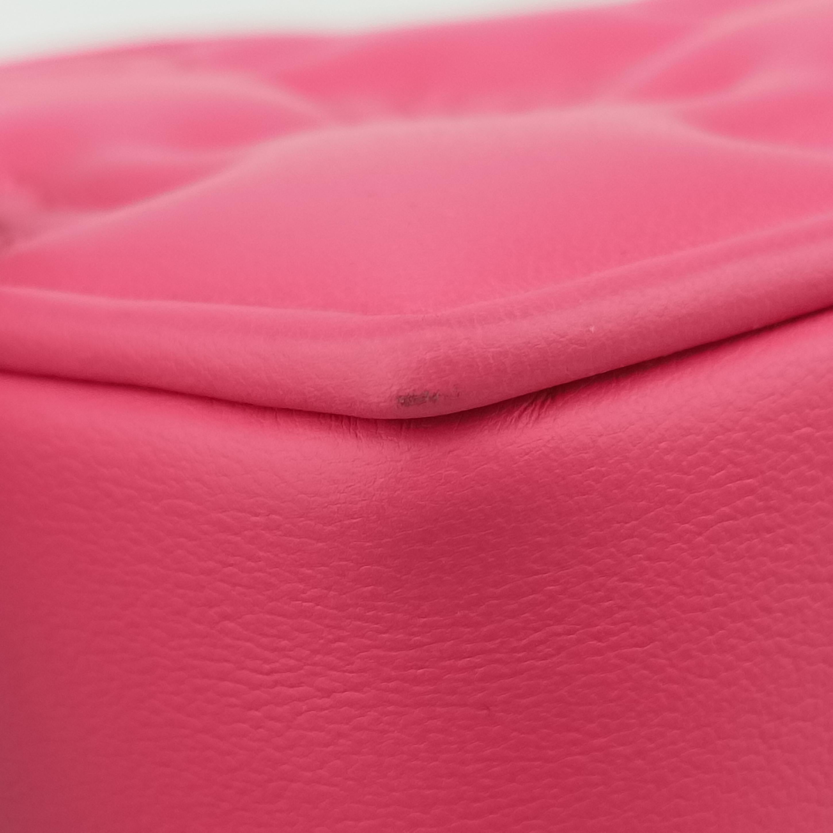 Pop My Heart Pouch dragon fruit Leather M81893 IC Chipポップマイハート ポーチ ドラゴンフルーツ レザー M81893 ICチップ