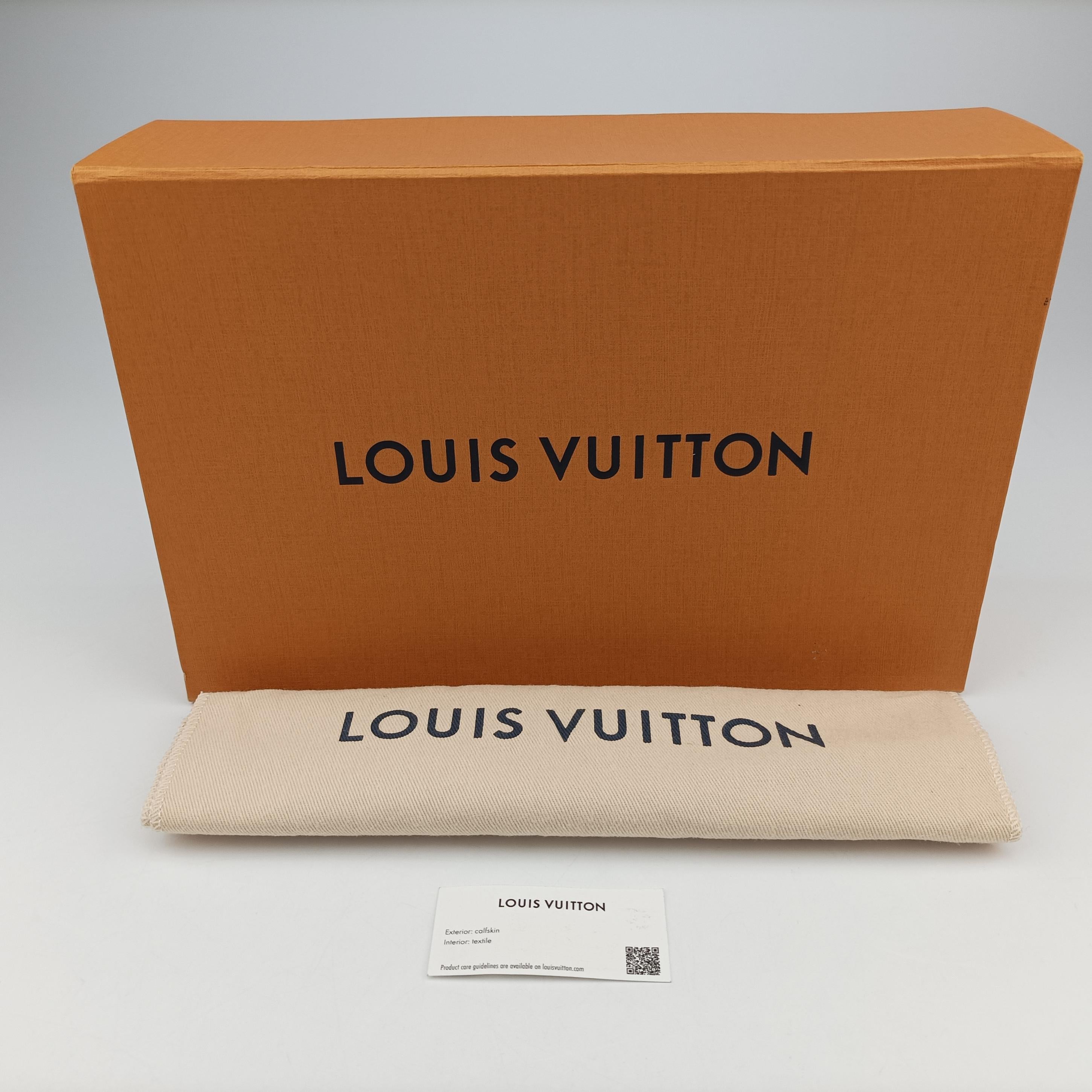 Pop My Heart Pouch dragon fruit Leather M81893 IC Chipポップマイハート ポーチ ドラゴンフルーツ レザー M81893 ICチップ