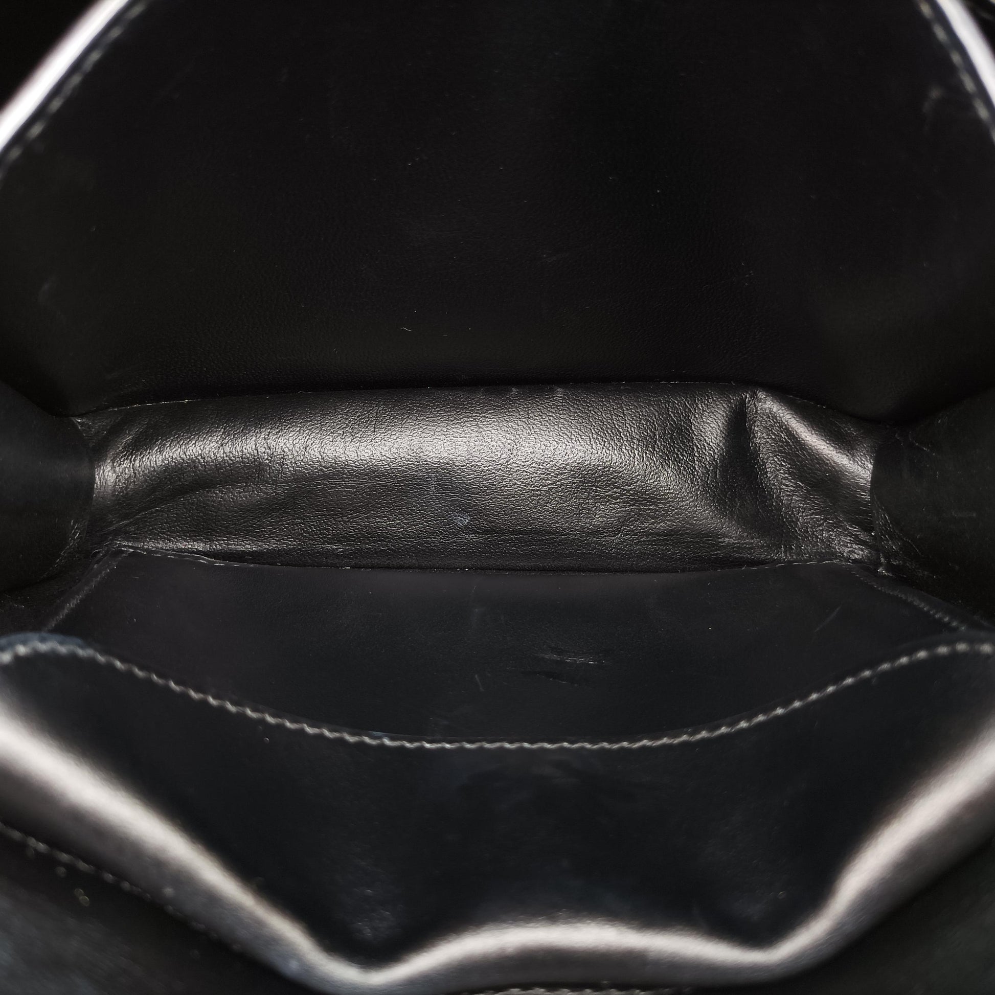 Cahier Black Leather 1BD045 25カイエ ブラック レザー 1BD045 25